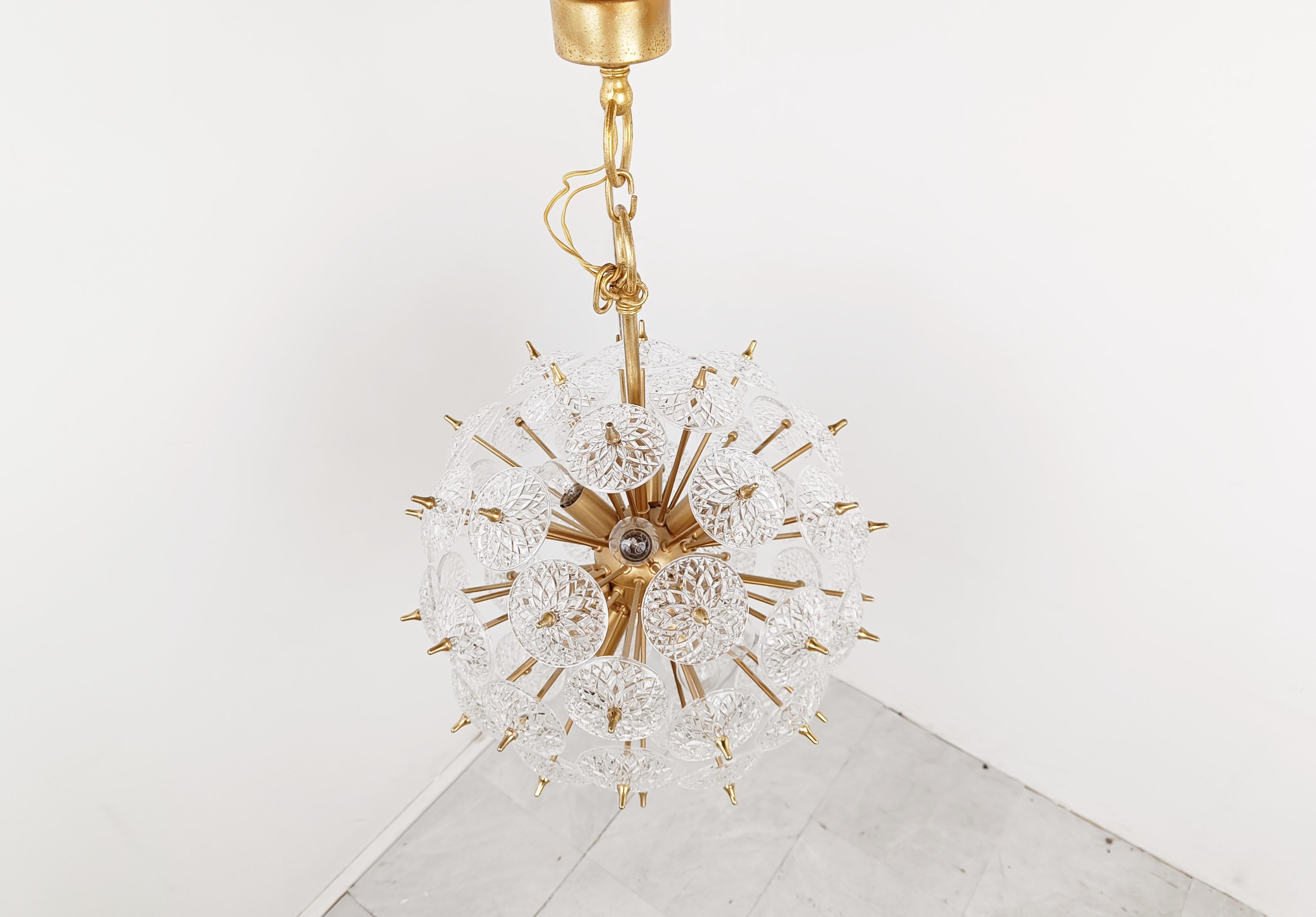 Mid century crystal sputnik chandelier by Val saint lambert, 1960s 5