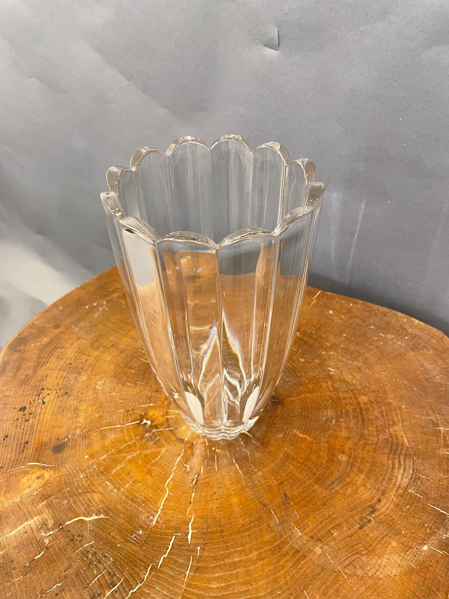 Mid-Century Crystal Tulip Vase, circa 1970s In Good Condition For Sale In London, GB