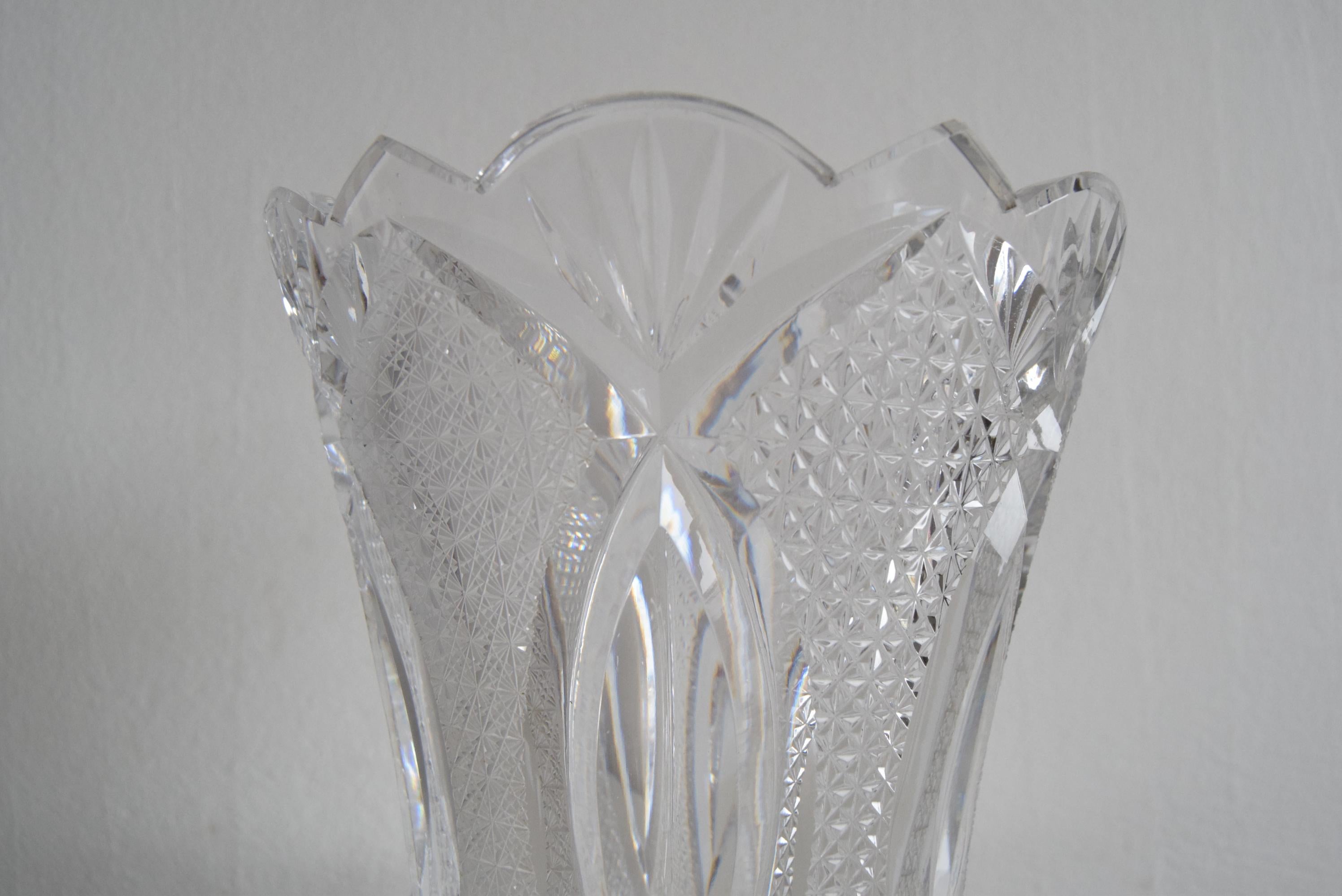 Mid-century Crystal Vase, Glasswork Novy Bor, 1960's.  For Sale 2