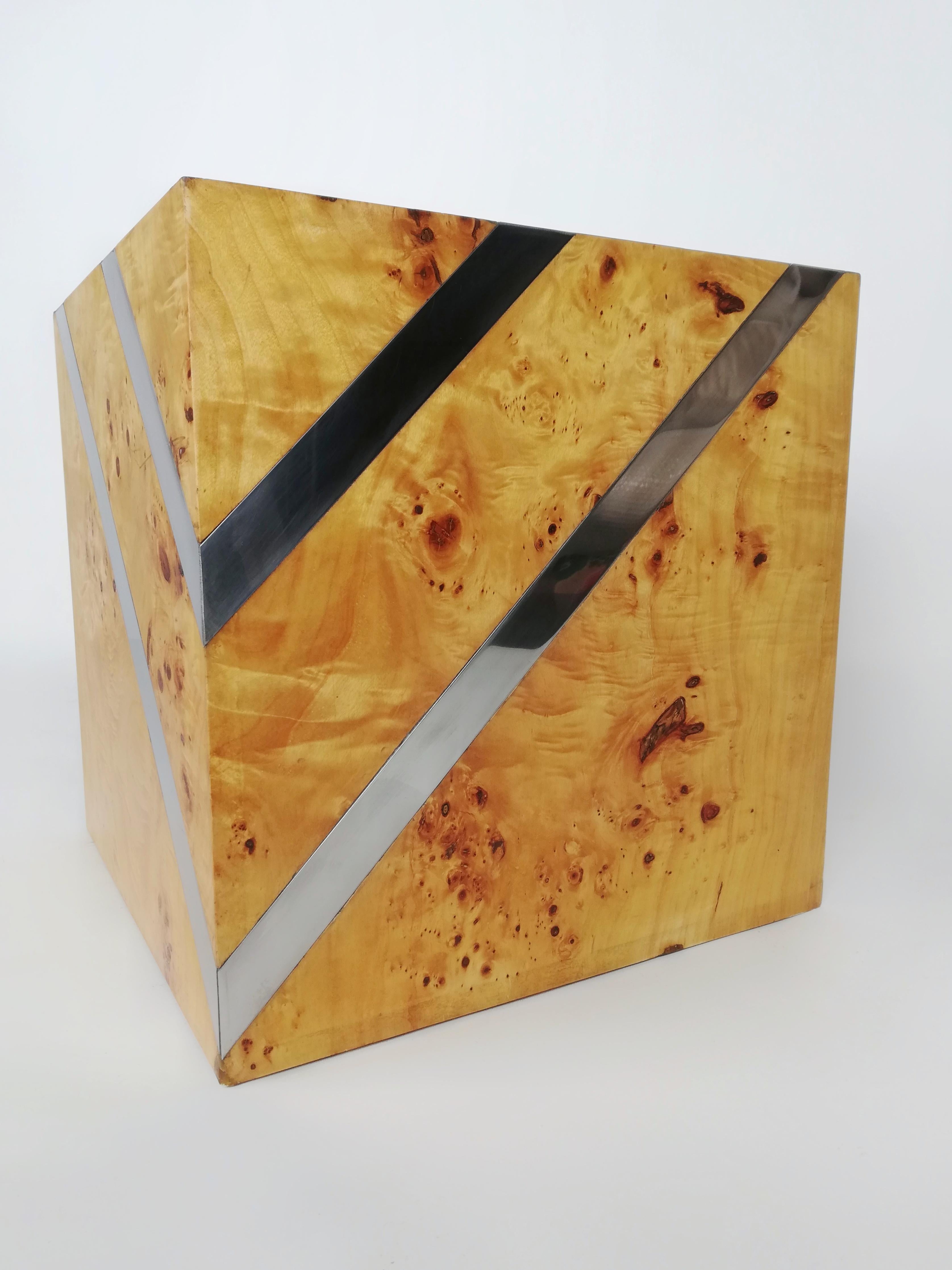 Mid-Century Cube End Table in Birch Burl & Chromed Metal, Italy, 1970s For Sale 6
