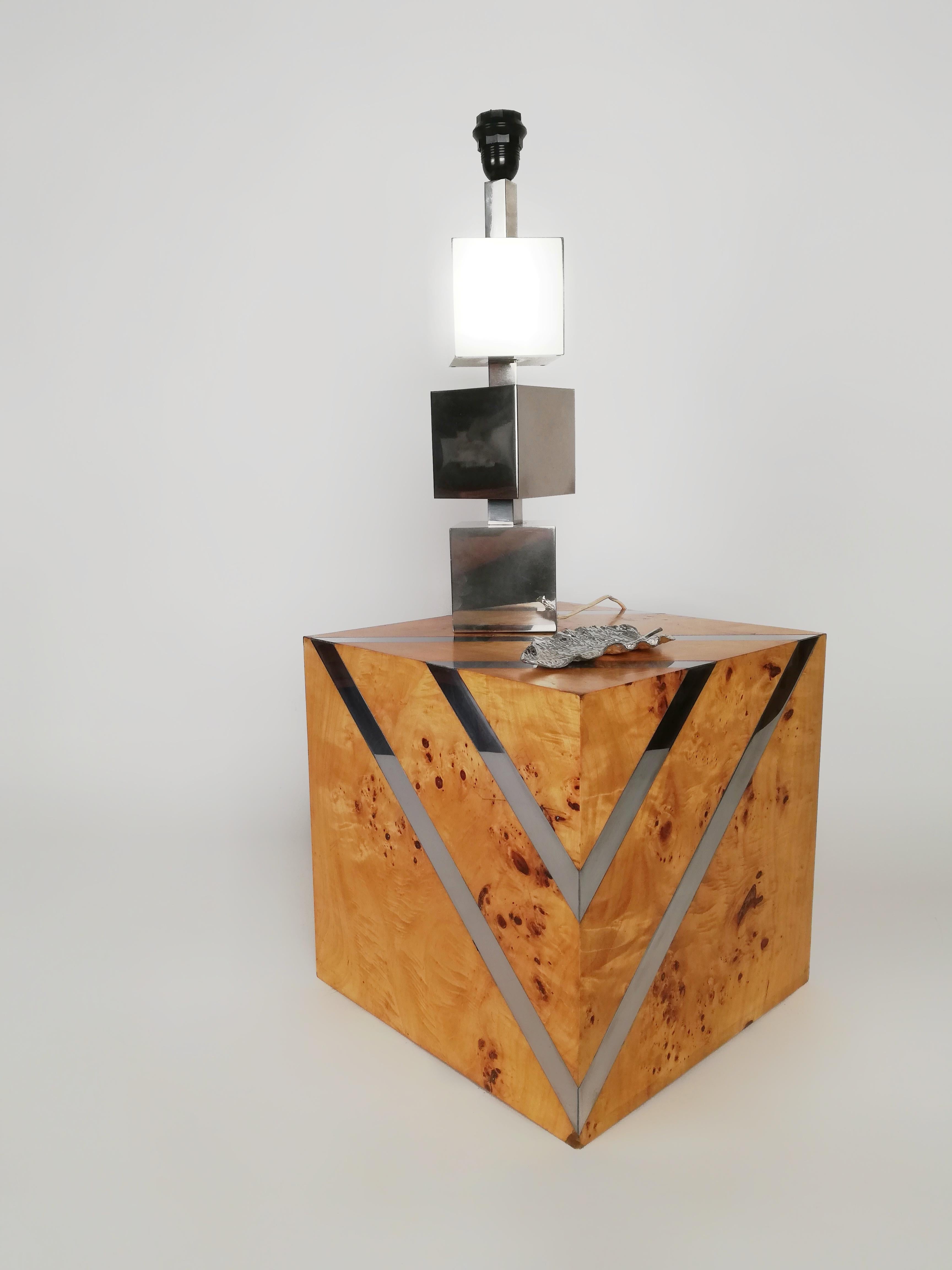Mid-Century Cube End Table in Birch Burl & Chromed Metal, Italy, 1970s For Sale 3