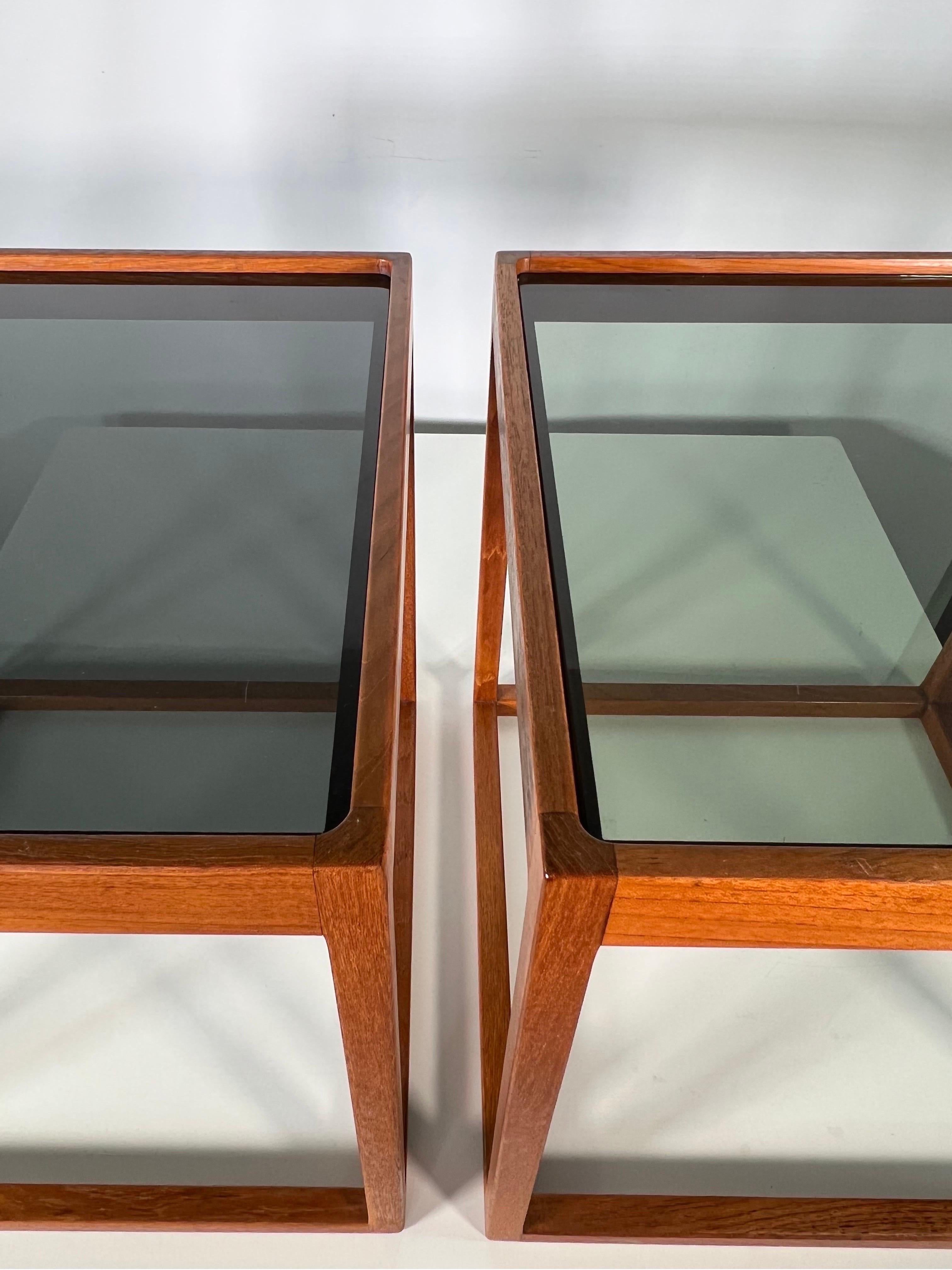 Paire de tables d'appoint cubiques du milieu du siècle dernier par Kai Kristiansen en vente 2