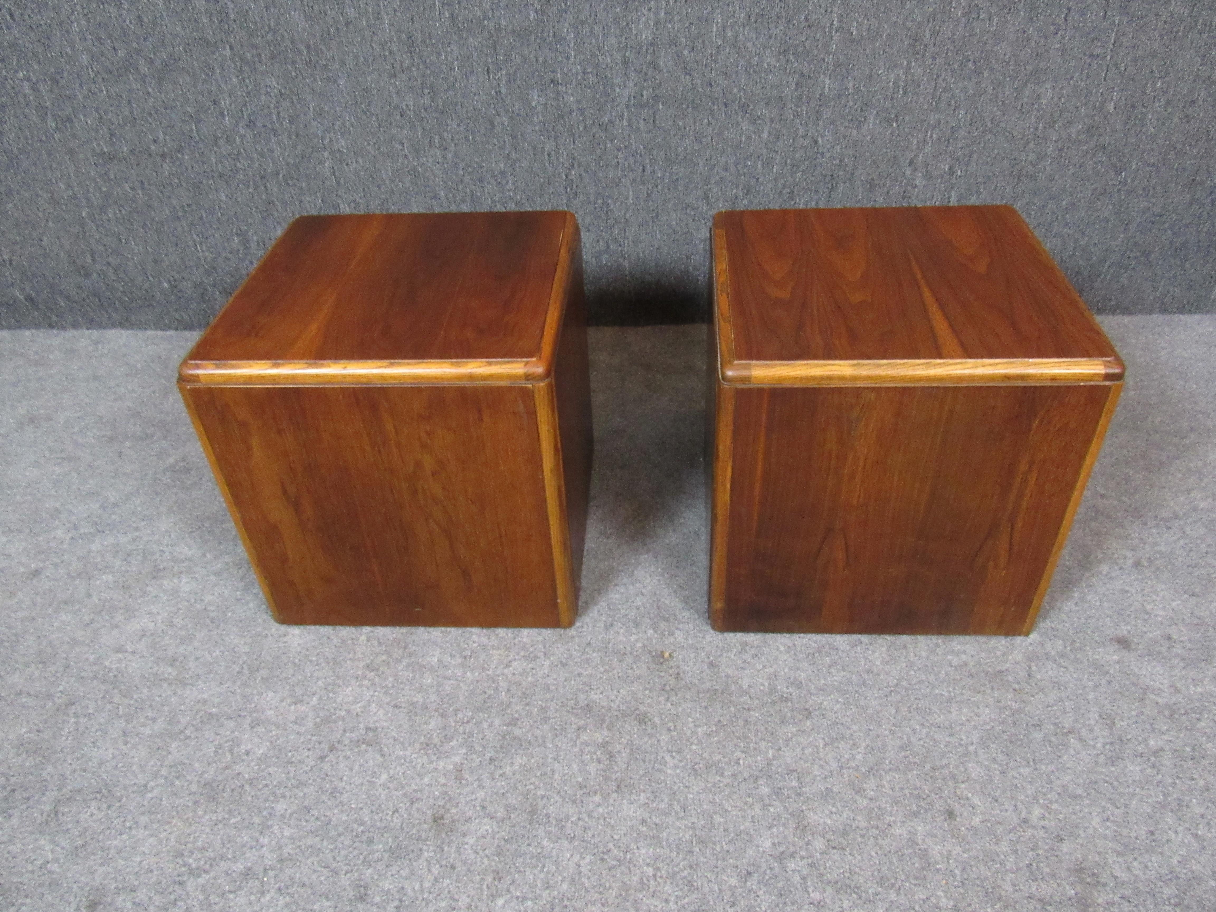 American Mid-Century Cubic Walnut Pedestals by Lane Furniture For Sale