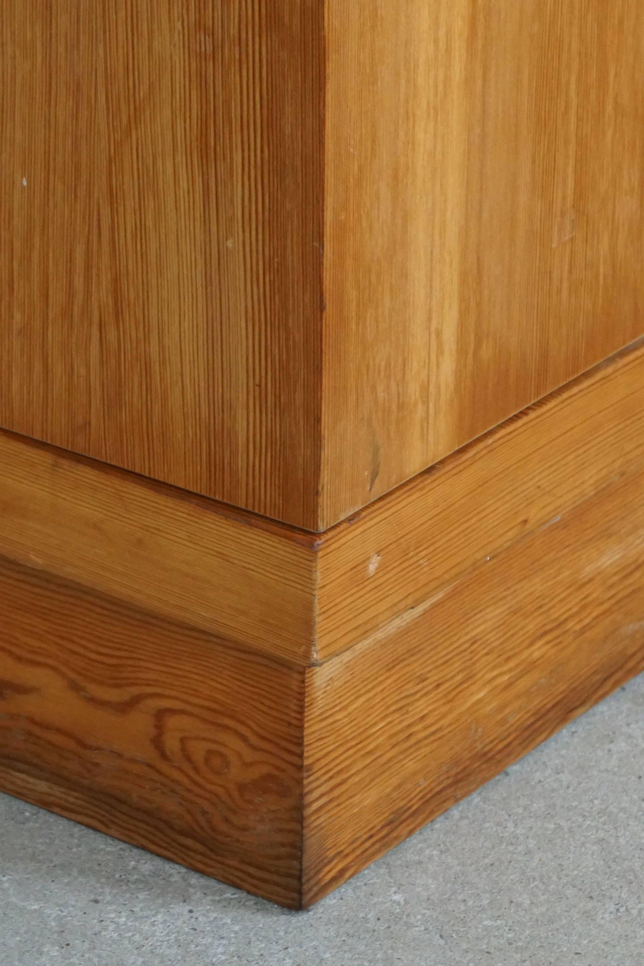 Mid Century Cubist Shoe Cabinet in Pine, Made by a Danish Cabinetmaker, 1980s 6