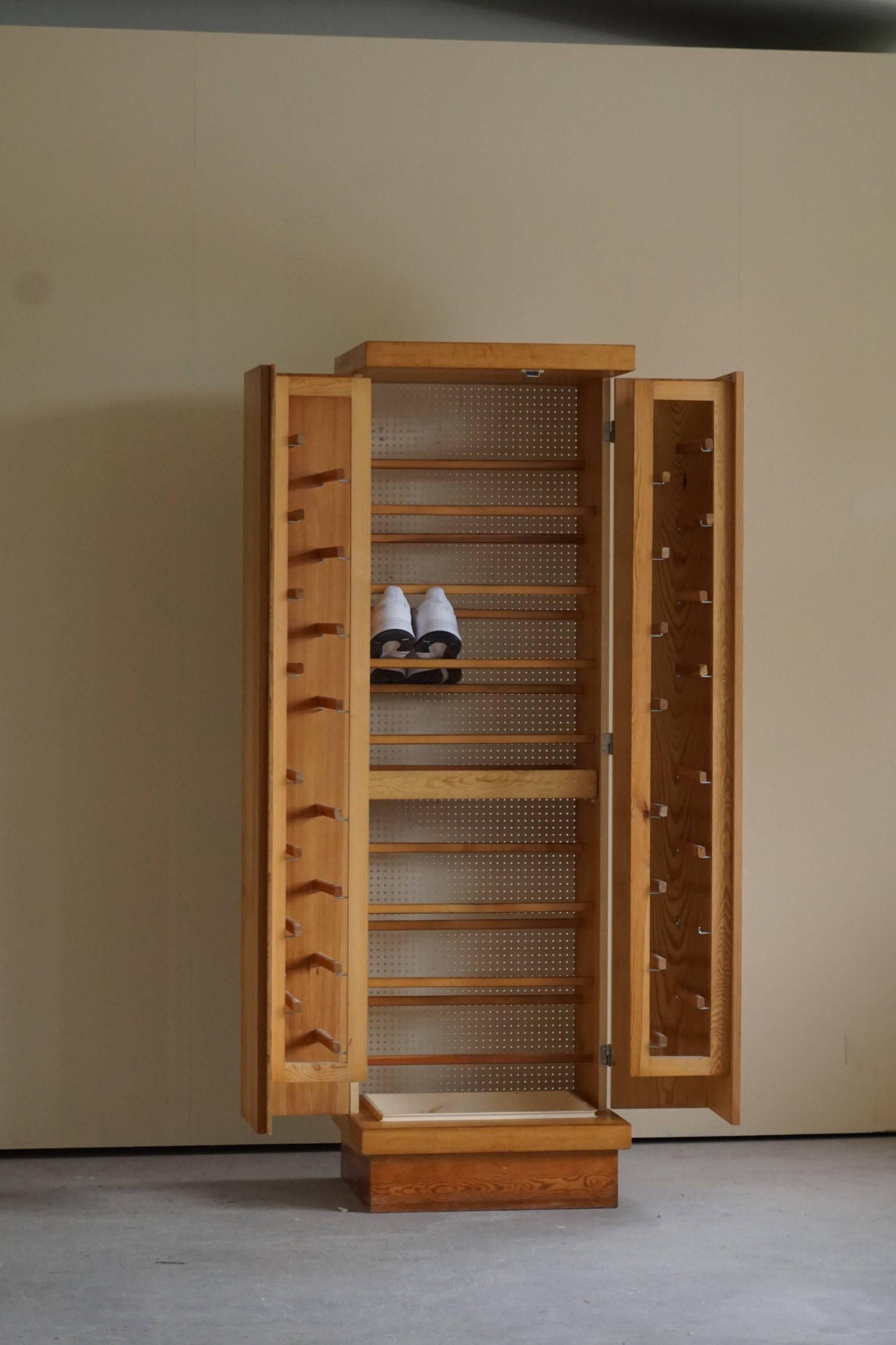 Mid Century Cubist Shoe Cabinet in Pine, Made by a Danish Cabinetmaker, 1980s 14