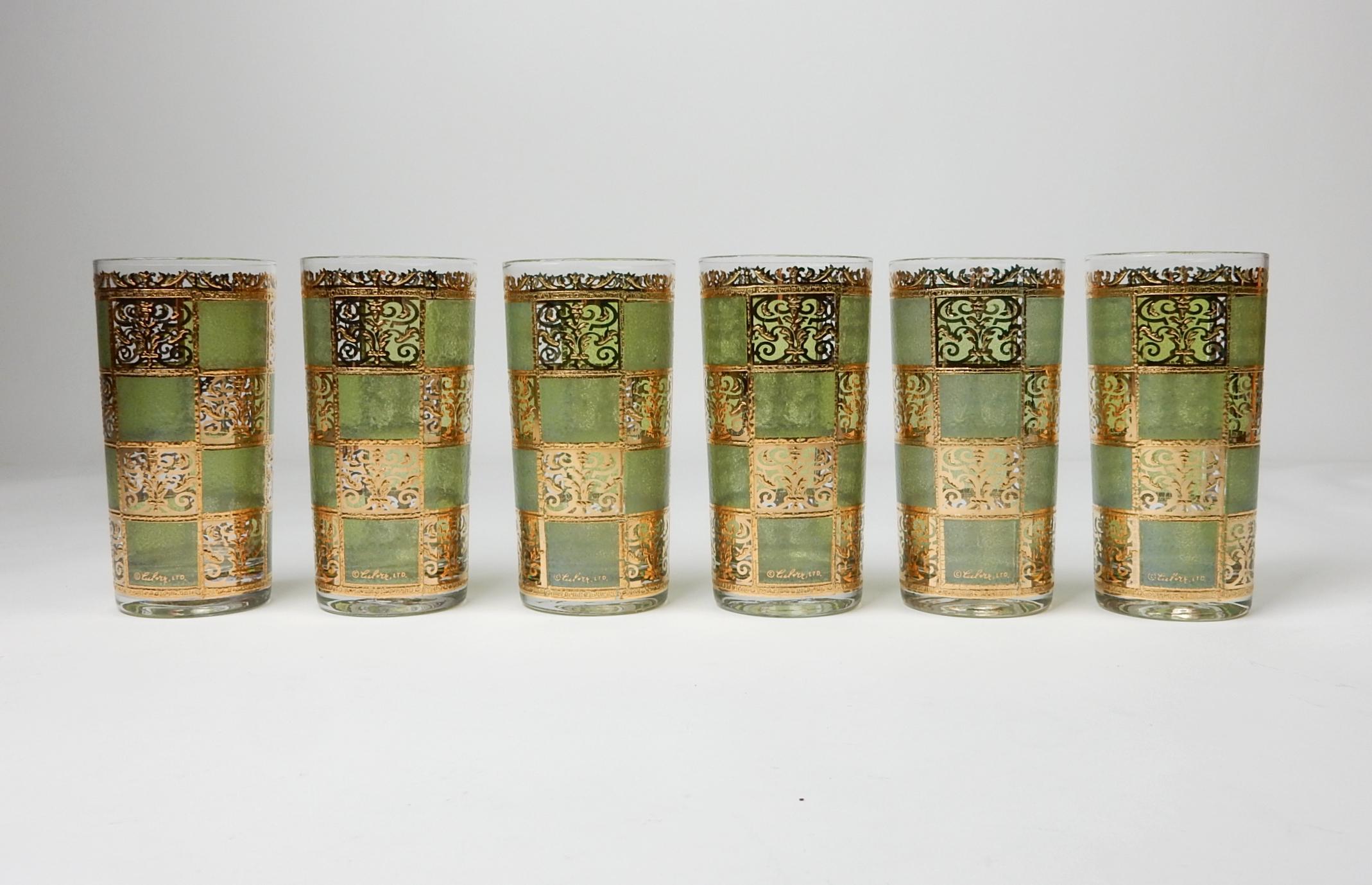 Classic set of six bar glasses from Culver ltd. ~Prado~ series.
Hi-ball size with gold foil and emerald green squares.
These are all in very good condition showing just slight use.
Careful, thoughtful packing included in your purchase.