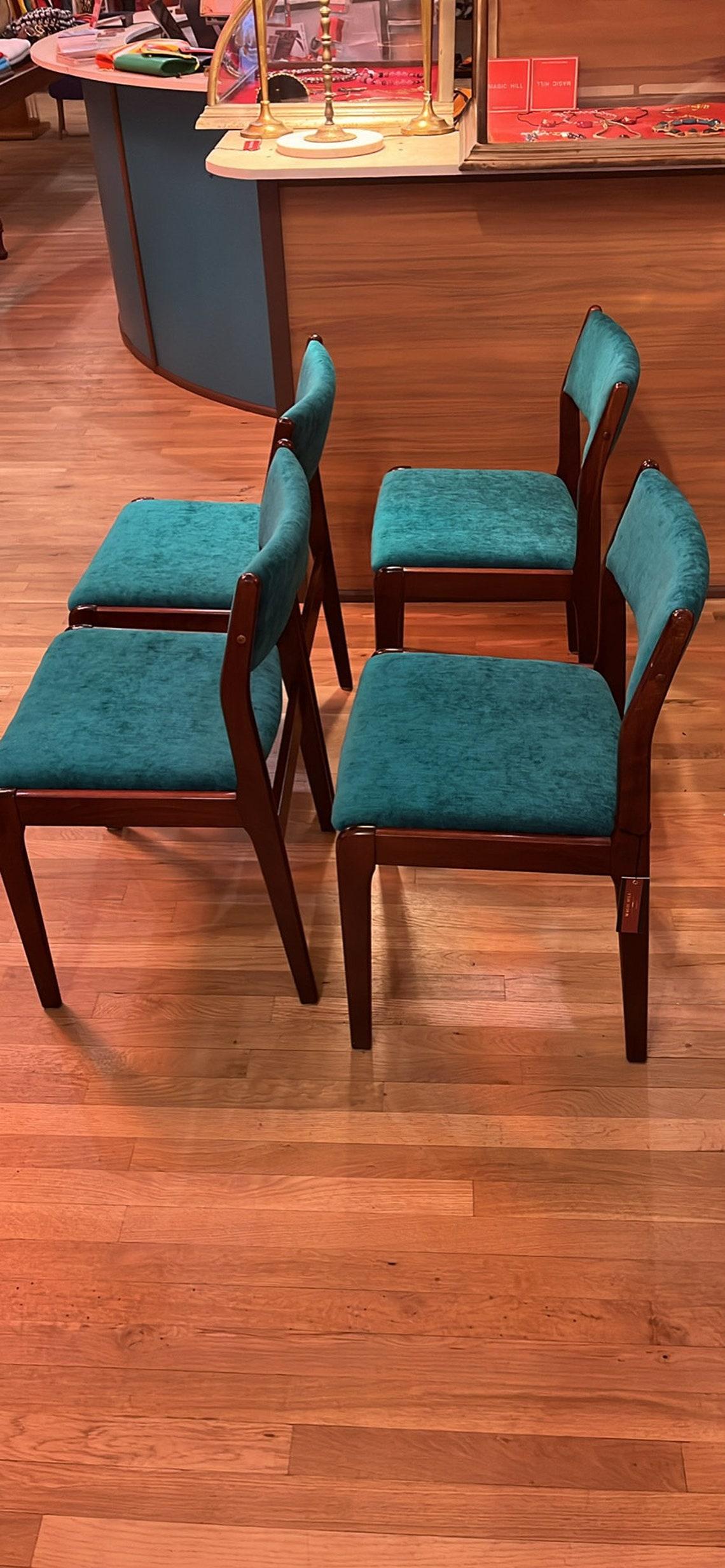 Danish Mid Century curated rosewood dining chairs 1960s For Sale