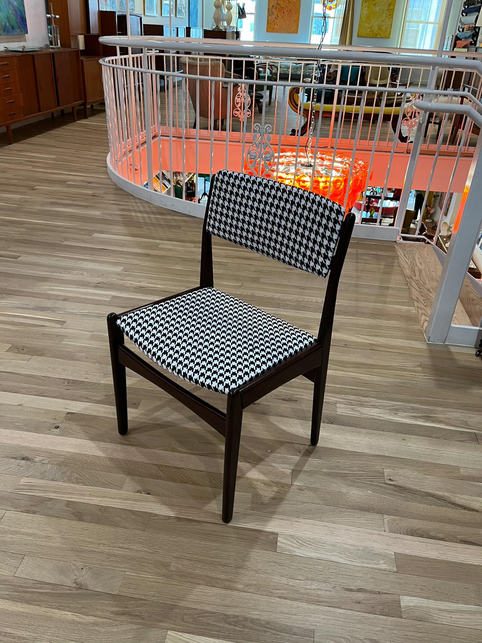 houndstooth dining chair