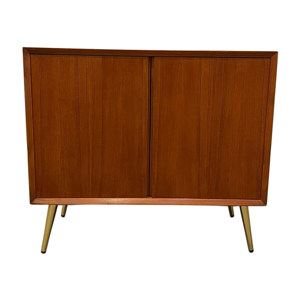 Mid-Century Modern Mid-Century Curated Teak Cabinet with Two Open Doors and Brass Legs