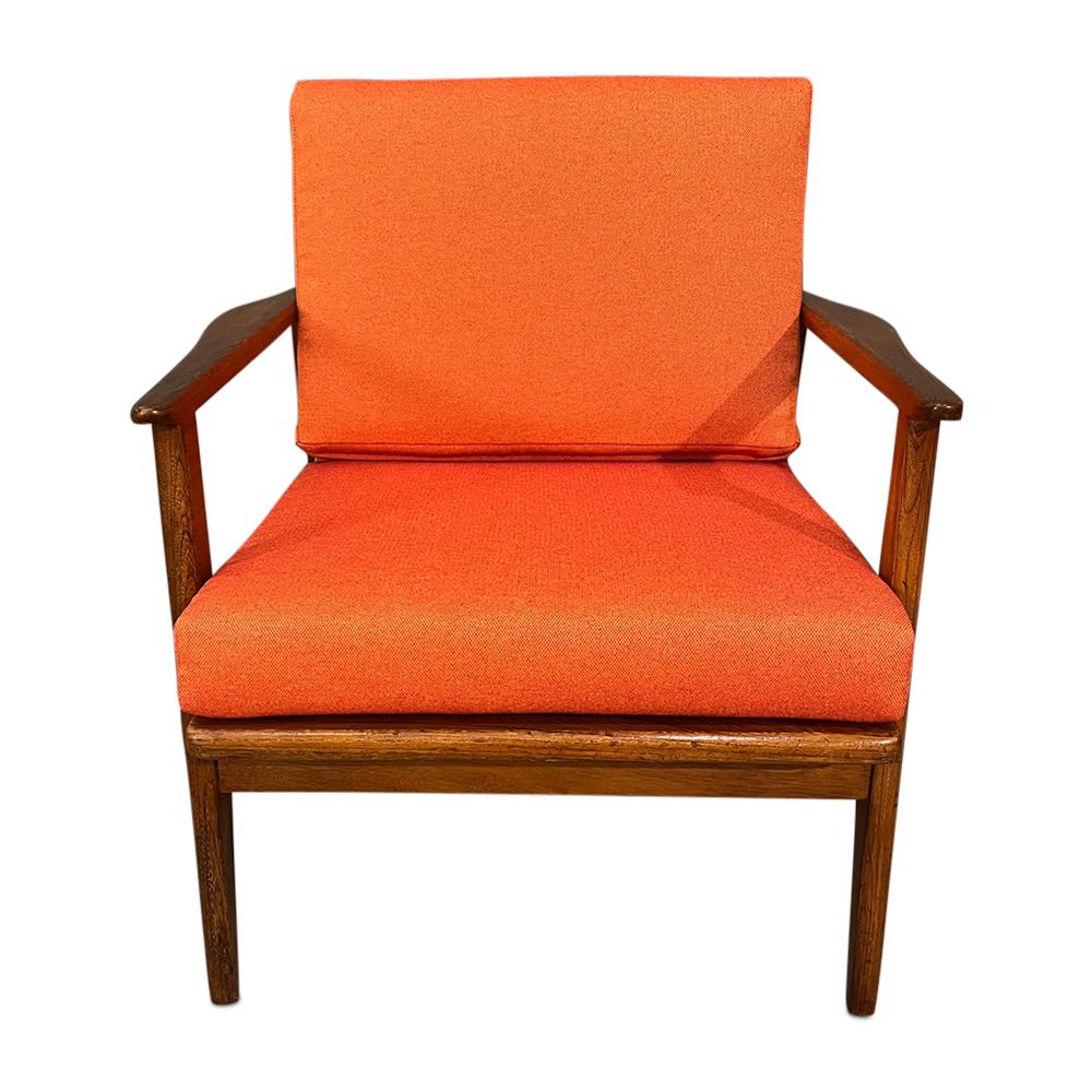 Mid-Century, Curated, Walnut Arm Lounge Chair, 1960s Circa 4