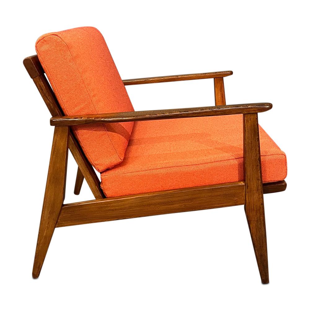 Mid-Century, Curated, Walnut Arm Lounge Chair, 1960s Circa 5