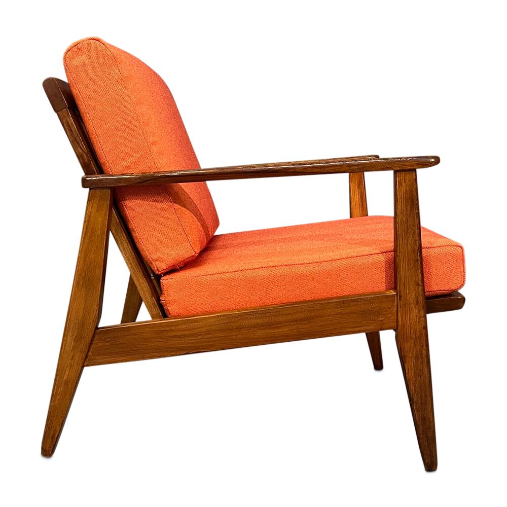 Mid-Century, Curated, Walnut Arm Lounge Chair, 1960s Circa 6