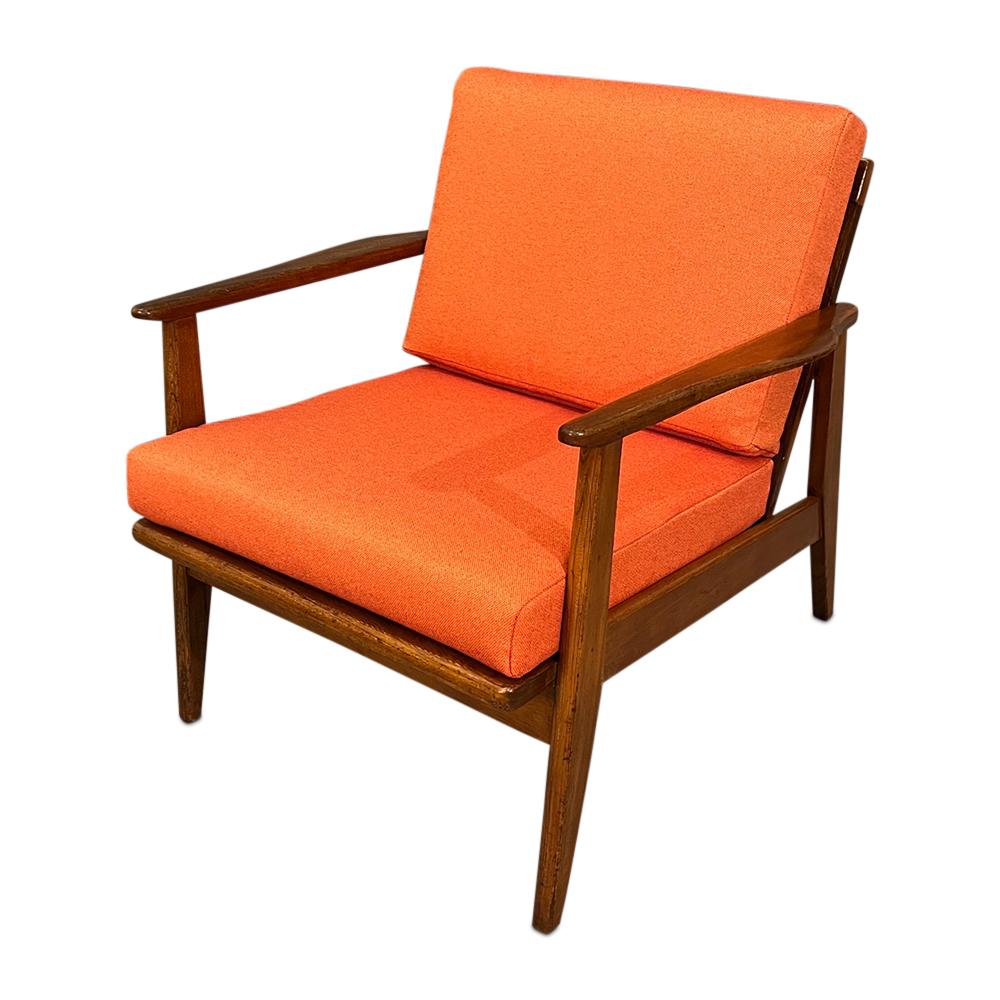 Mid-Century, Curated, Walnut Arm Lounge Chair, 1960s Circa 9