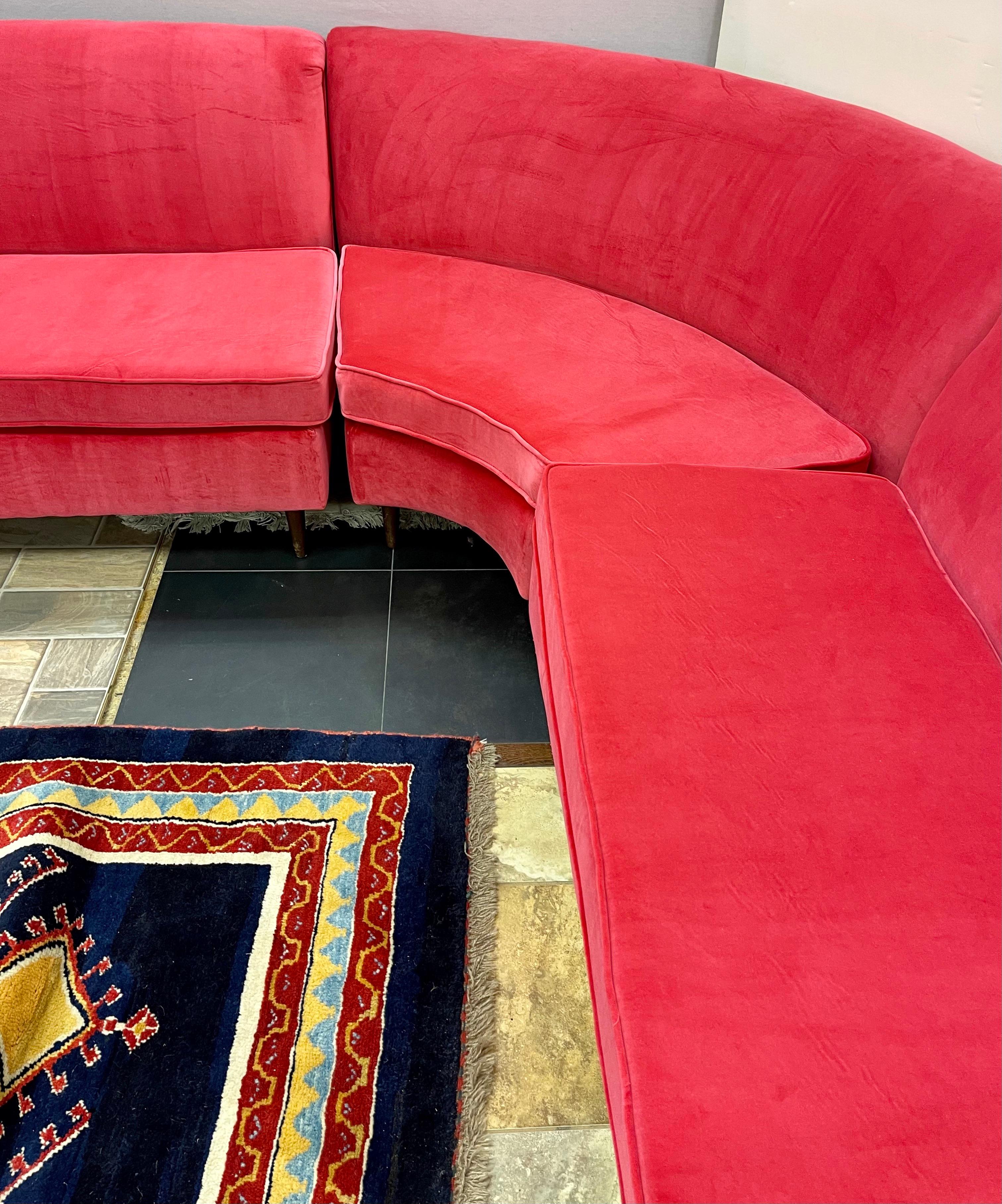Mid-Century Curved 3-Piece Sectional Sofa w/ Tables Attached All Refurbished In Good Condition In West Hartford, CT