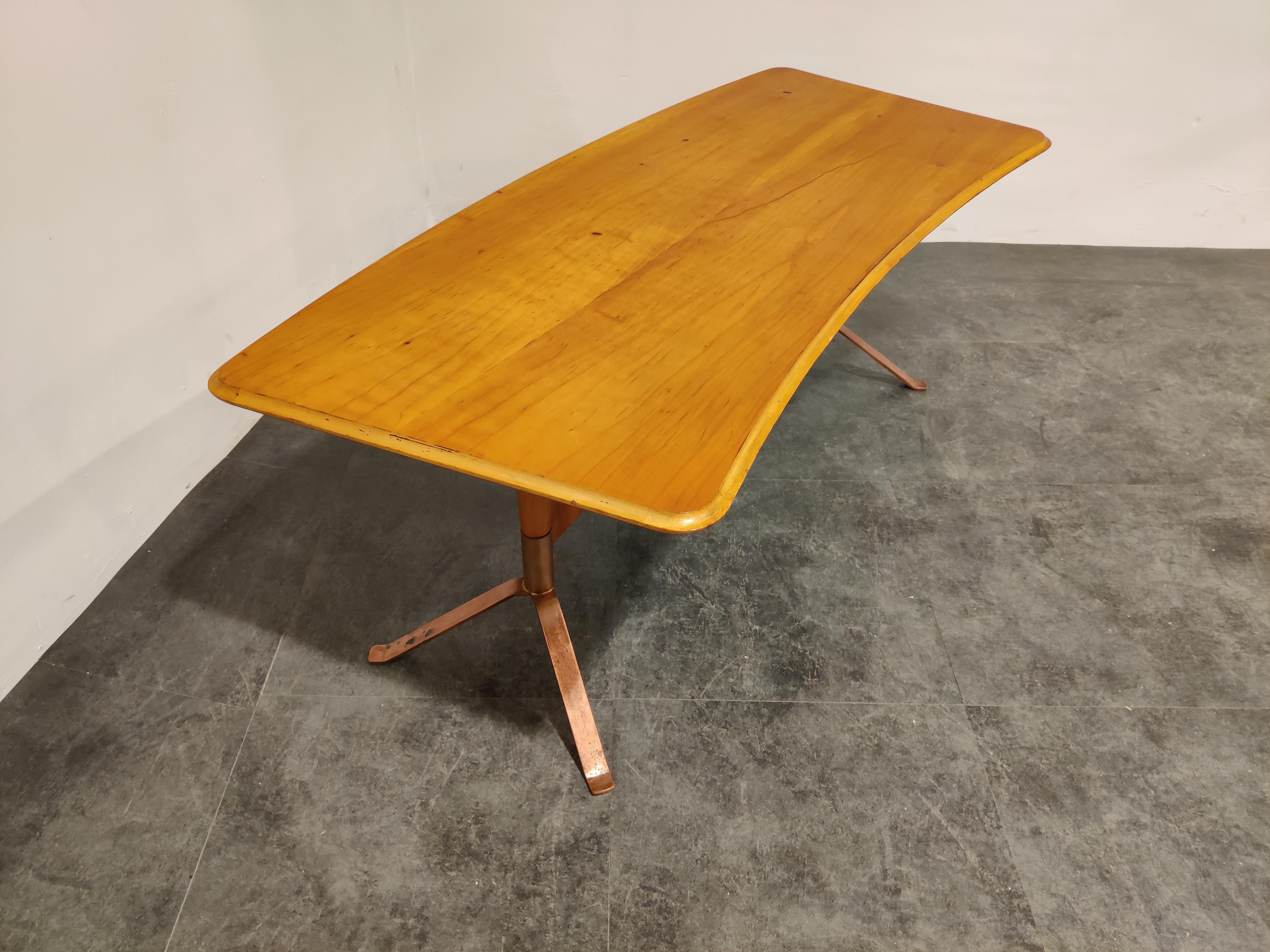 Midcentury Curved Coffee Table, 1960s For Sale 1