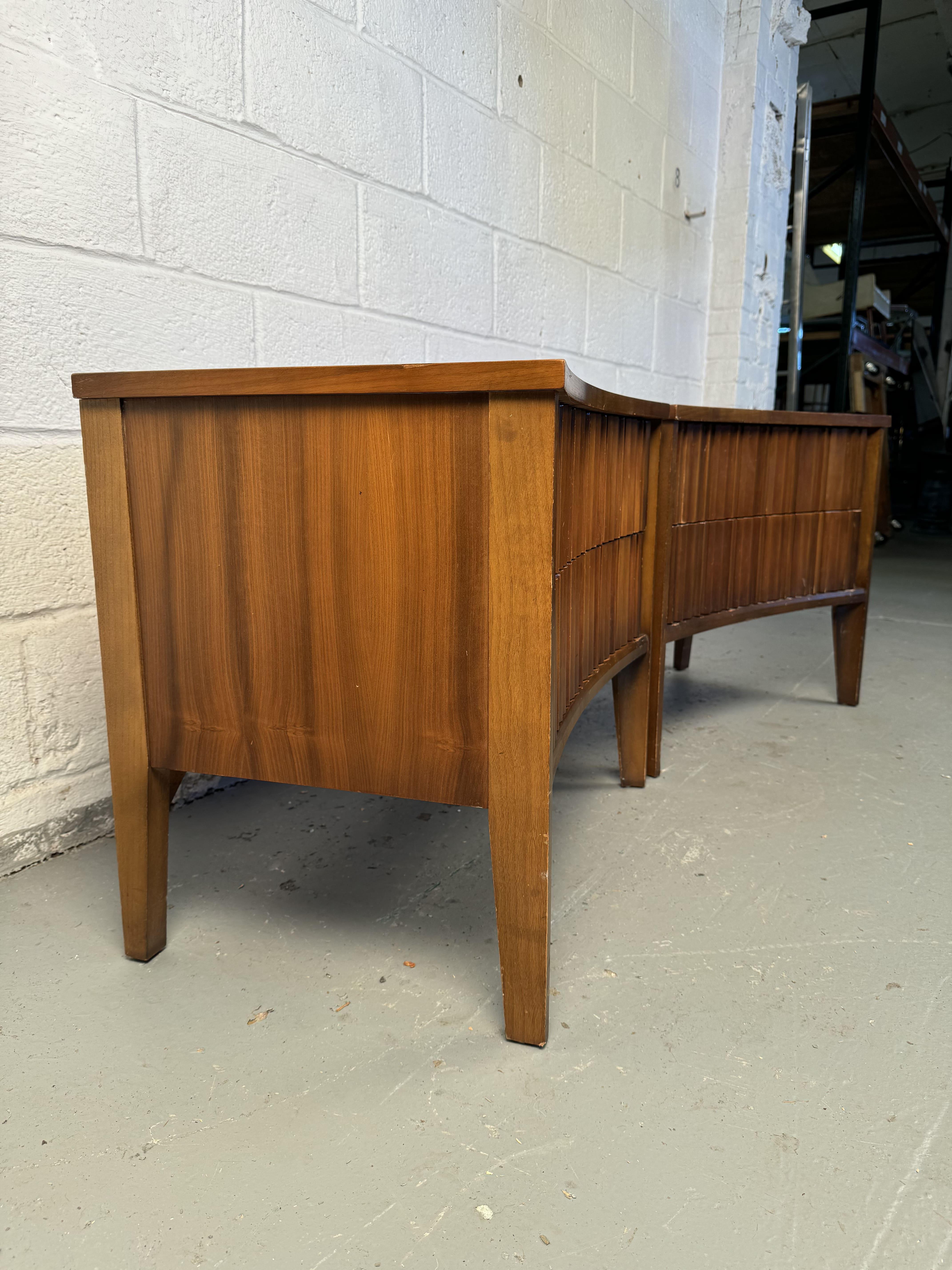 Walnut Mid-Century Curved Front Night Stands For Sale