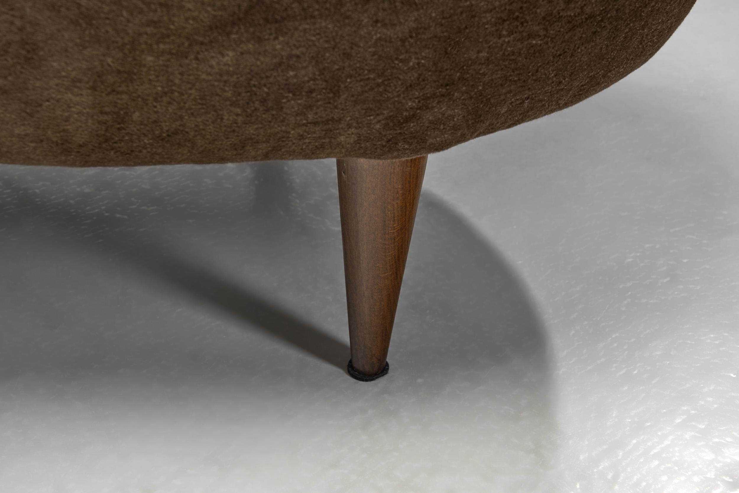 Mid-Century Curved Italian Sofa Upholstered in Mohair, Italy ca 1950s For Sale 13