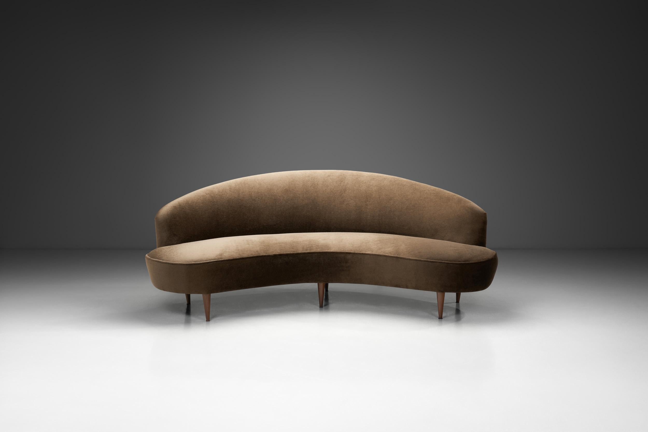 Mid-Century Modern Mid-Century Curved Italian Sofa Upholstered in Mohair, Italy ca 1950s For Sale