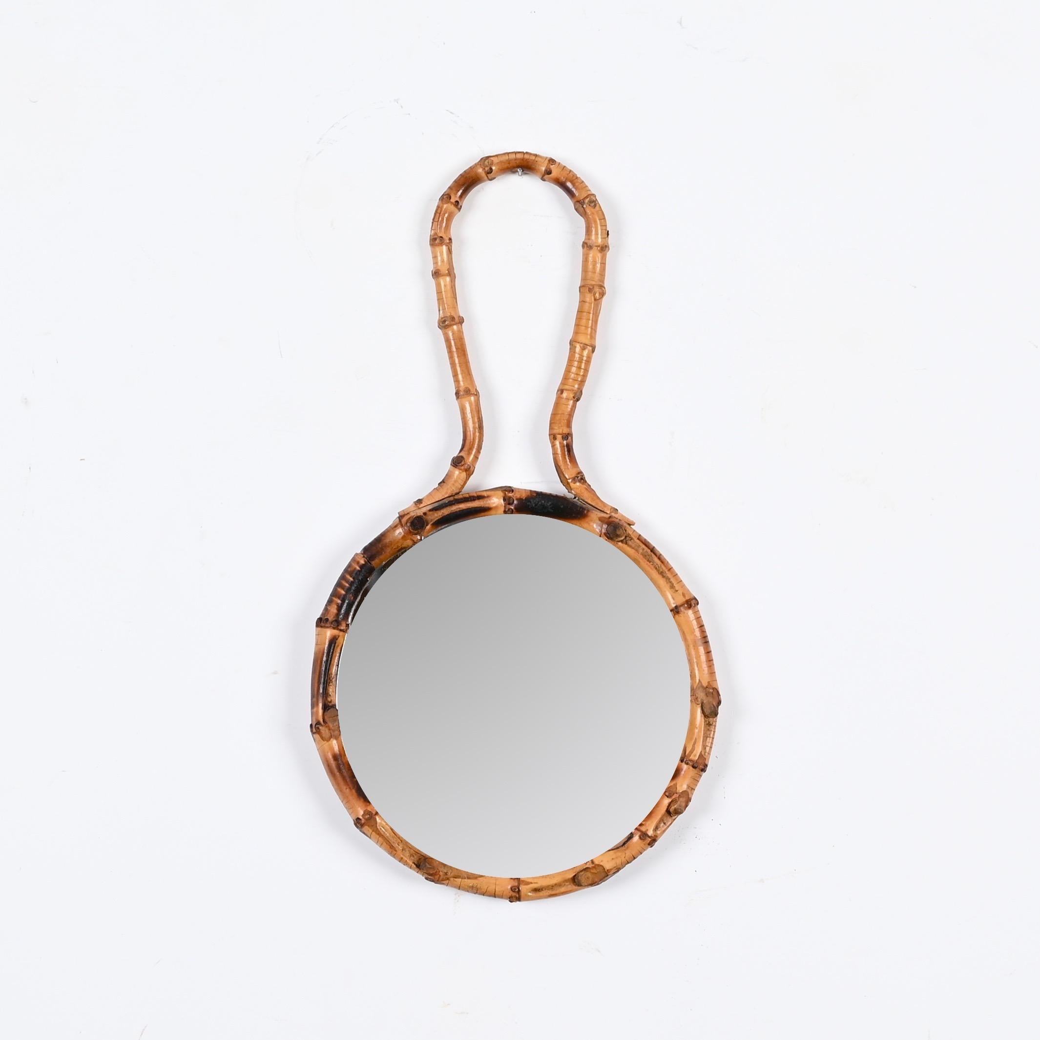 Mid-Century Curved Rattan Hand or Wall Mirror, Italy, 1960s In Good Condition For Sale In Roma, IT