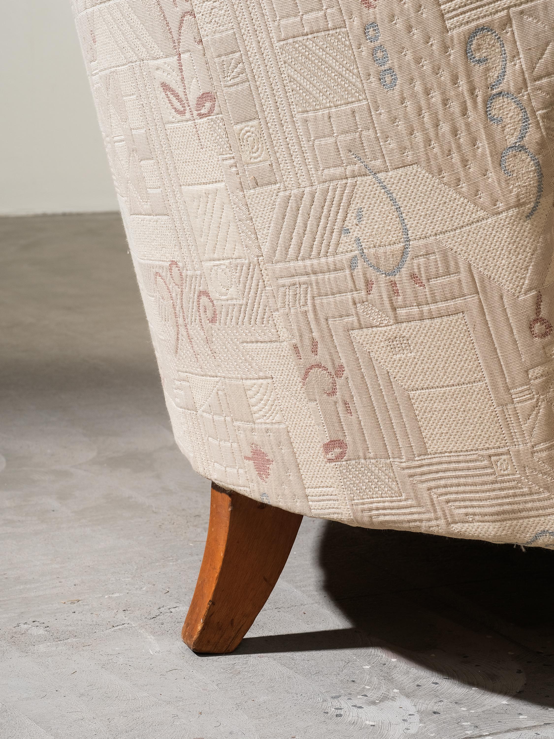 Mid-Century Curved Sofa by Carl-Johan Boman for Boman Oy, Finland, 1940s en venta 1