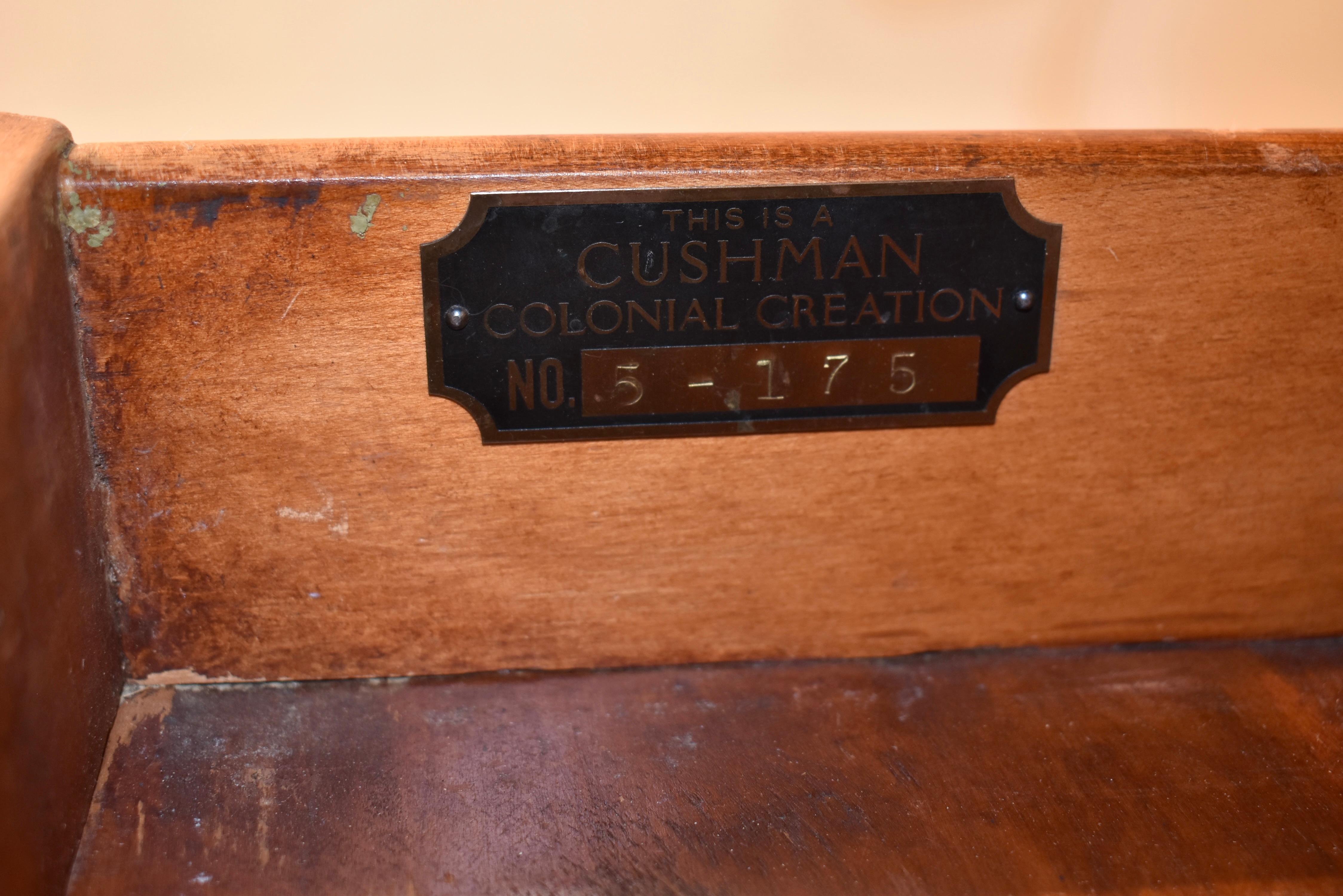 Enfilade colonial Cushman du milieu du siècle dernier 3