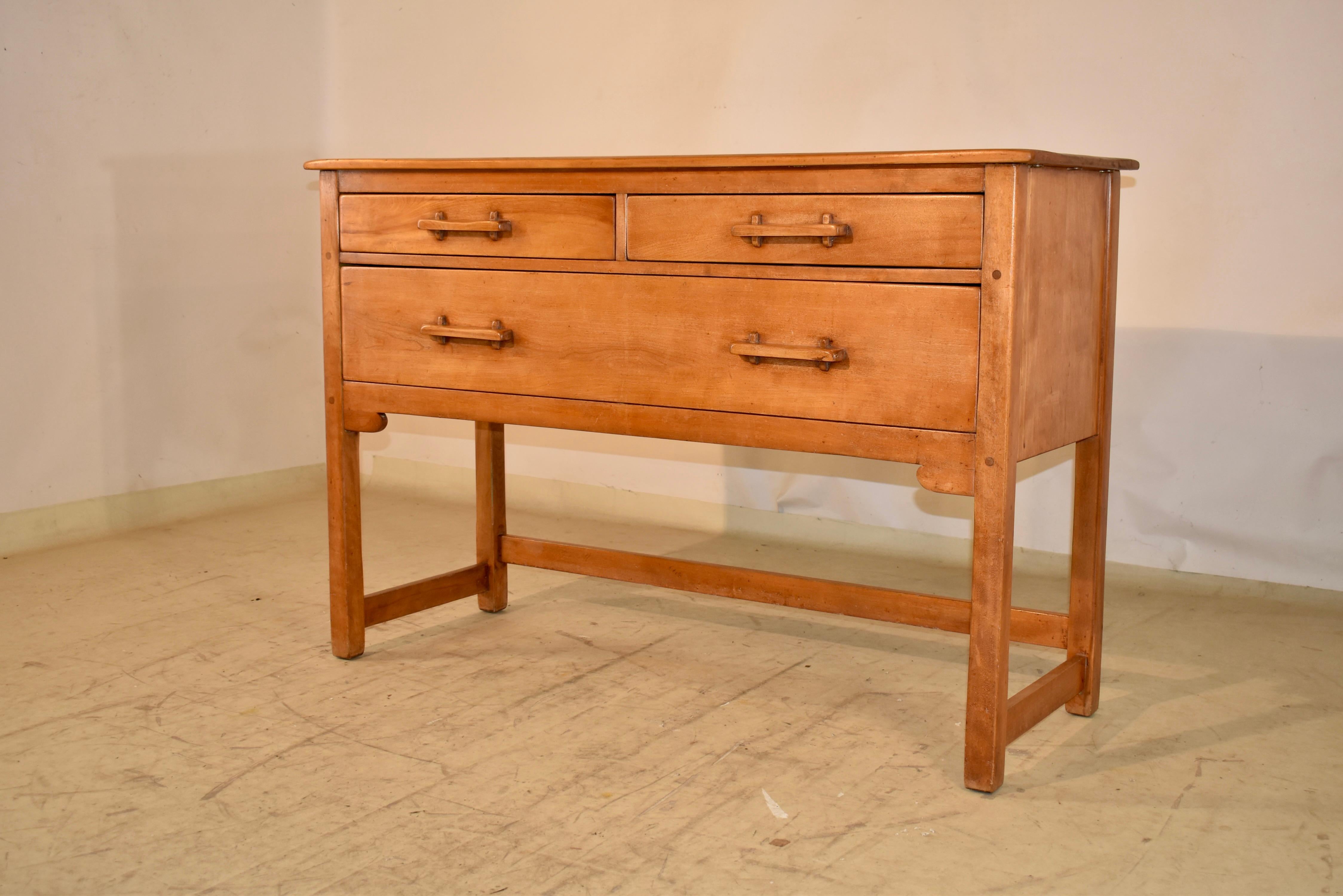 Bouleau Enfilade colonial Cushman du milieu du siècle dernier