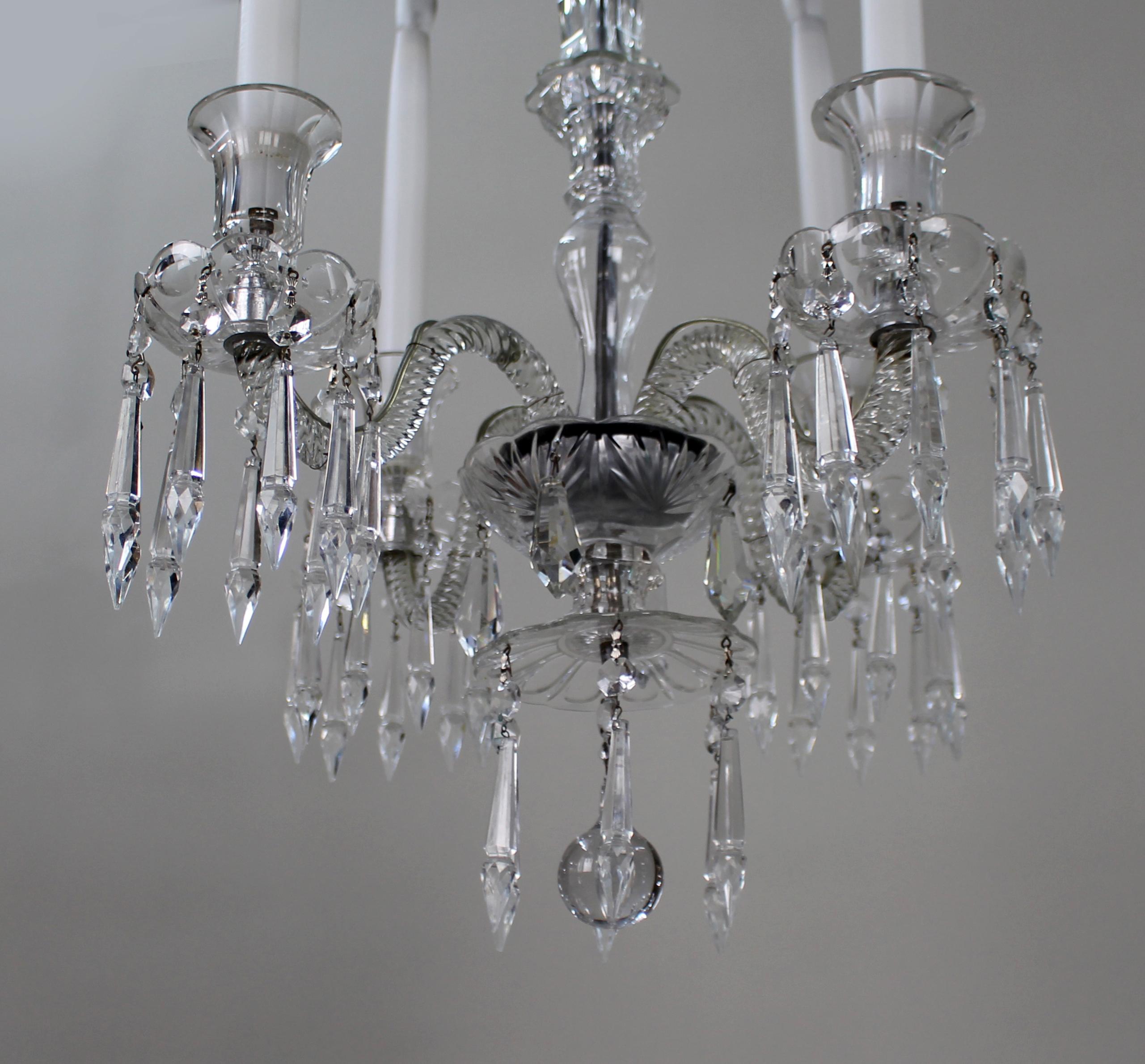 Mid-Century Cut Glass and Crystal Four-Arm Chandelier, c.1950 en vente 4