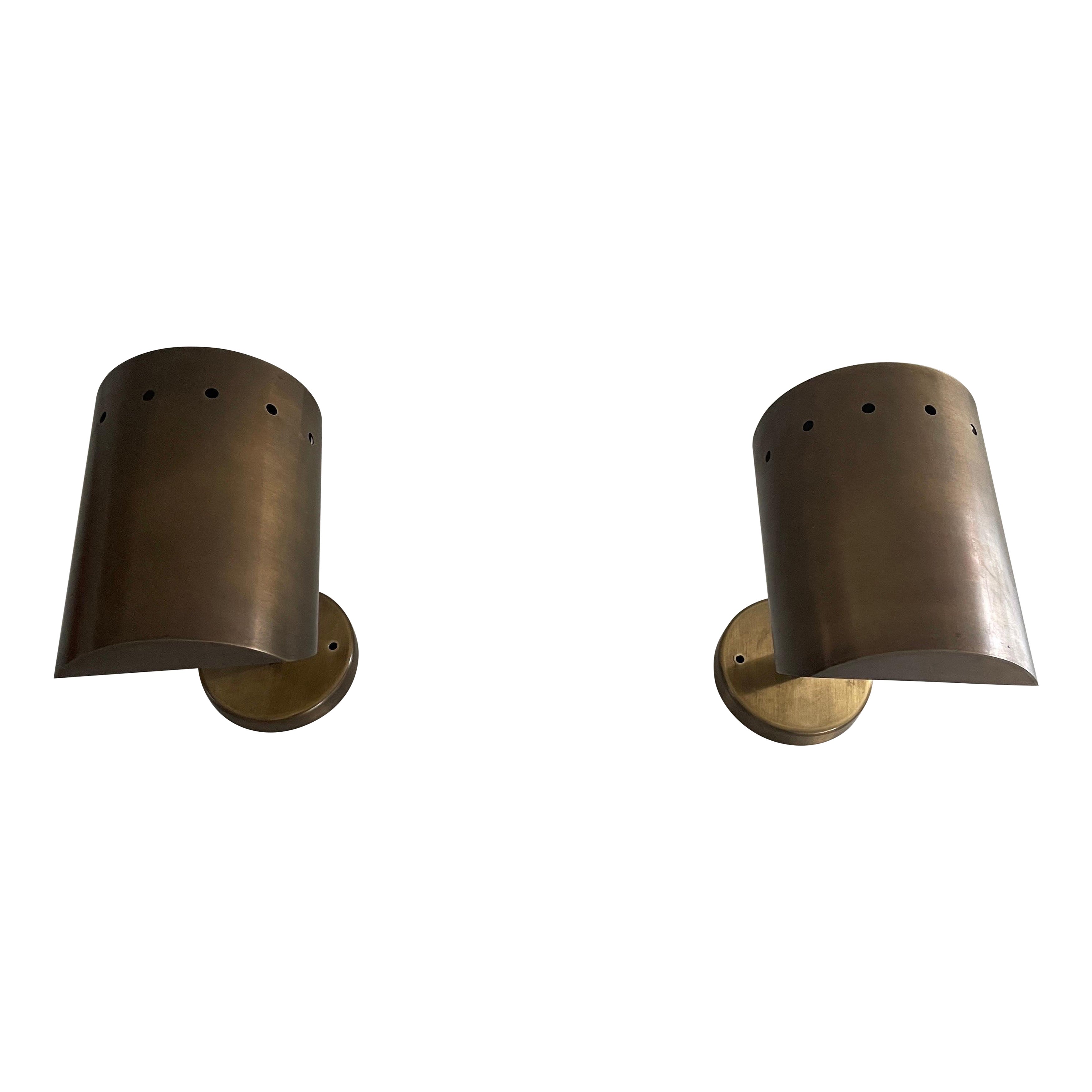 Mid-century Zylindrisches Messingpaar mit antikem Finish, 1950er Jahre, Italien