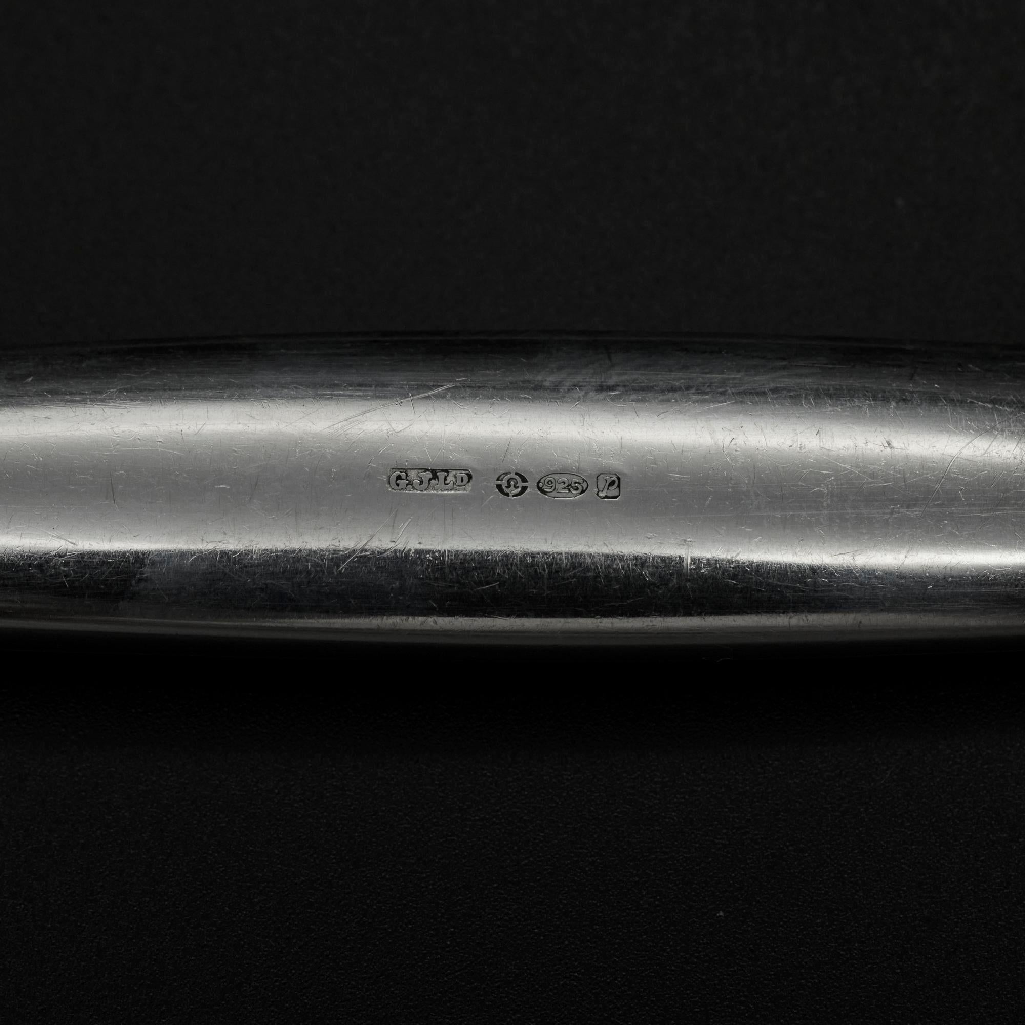 Silberbesteck mit Zypressenmuster aus der Mitte des Jahrhunderts für 12 Personen von Georg Jensen im Angebot 12