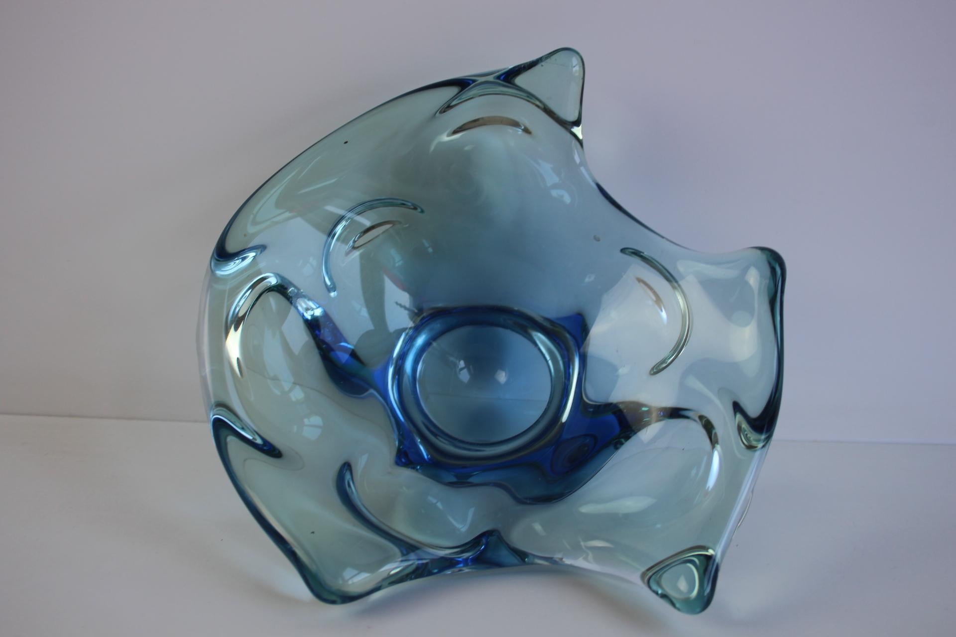 Mid-Century Czech Art Glass Bowl by Chribska, Blue & Green, 1960s For Sale 5