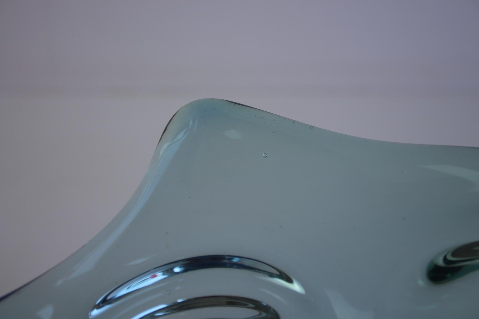 Mid-Century Czech Art Glass Bowl by Chribska, Blue & Green, 1960s For Sale 6