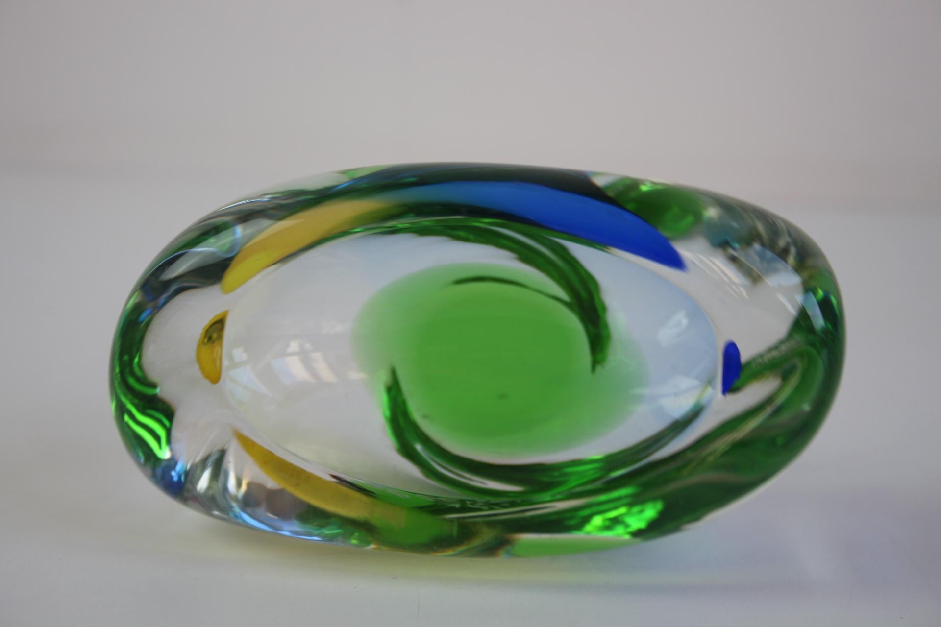 Mid-Century Czech Ashtray, Hand-Formed Art Glass, c. 1960s For Sale 4