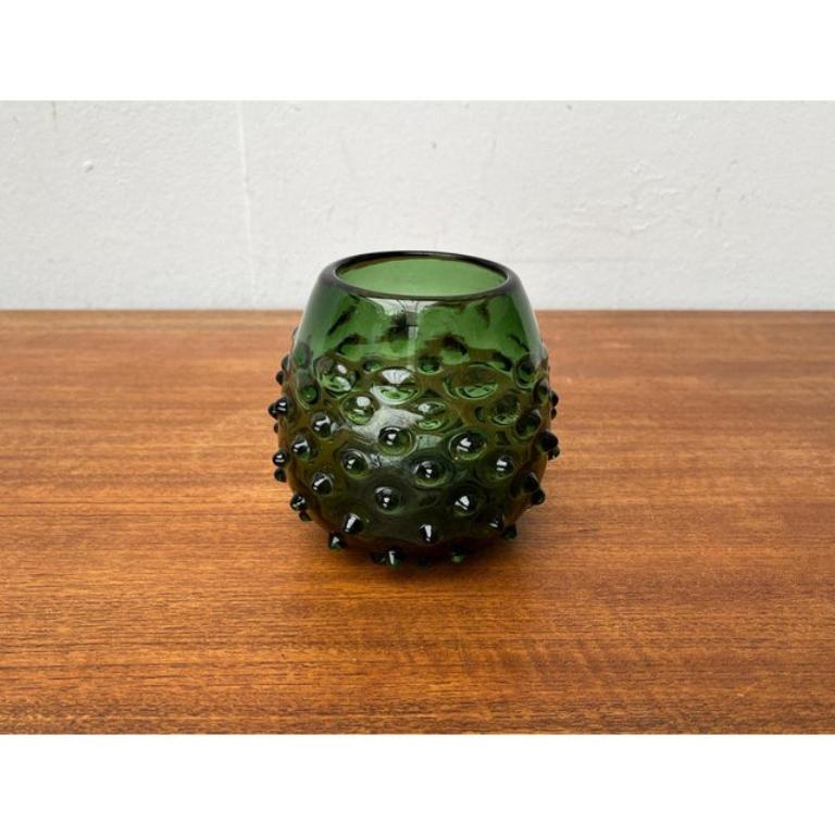 Vetro Vaso in vetro ceco di metà secolo di Frantisek Kondella per Prachen, anni '60 in vendita