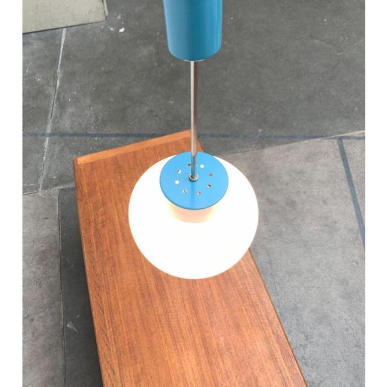 Mid-Century moderno Lampada a sospensione minimalista ceca di metà secolo, anni '60 in vendita
