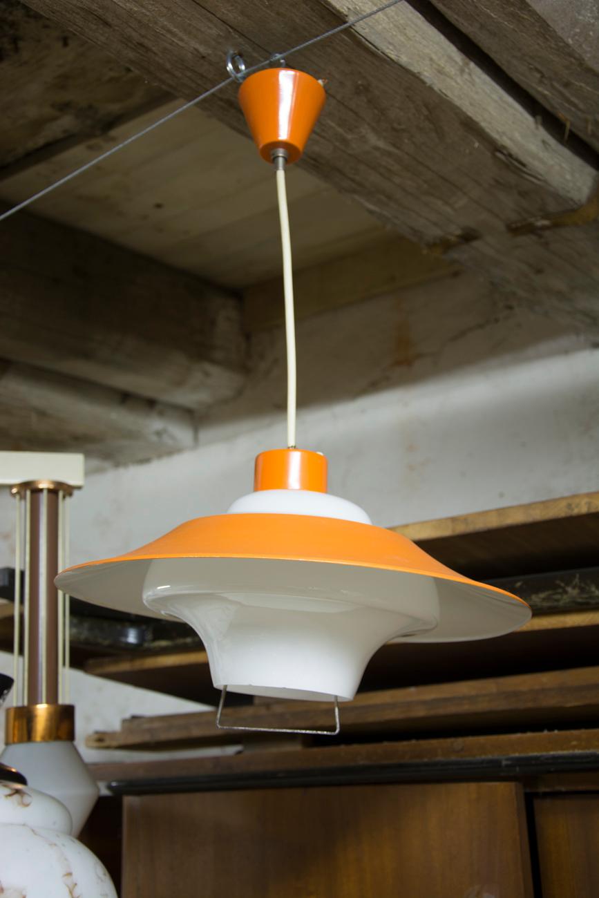 Midcentury Czech Single Pedant Lamp, 1960s In Good Condition For Sale In Prague 8, CZ