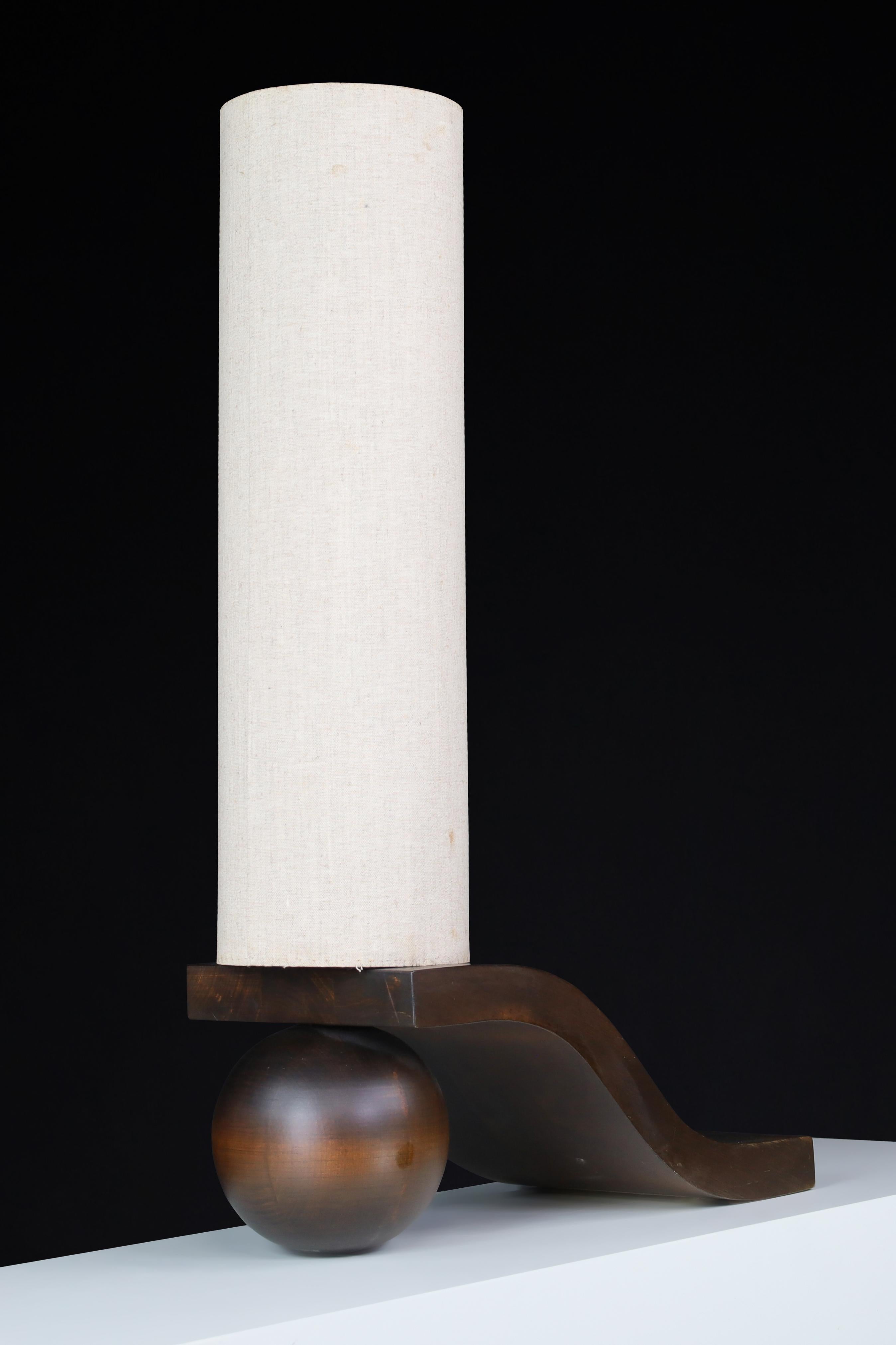 Lampada da tavolo ceca di metà secolo di Vladimír Nývlt in Wood scolpito, anni '70 In condizioni buone in vendita a Almelo, NL