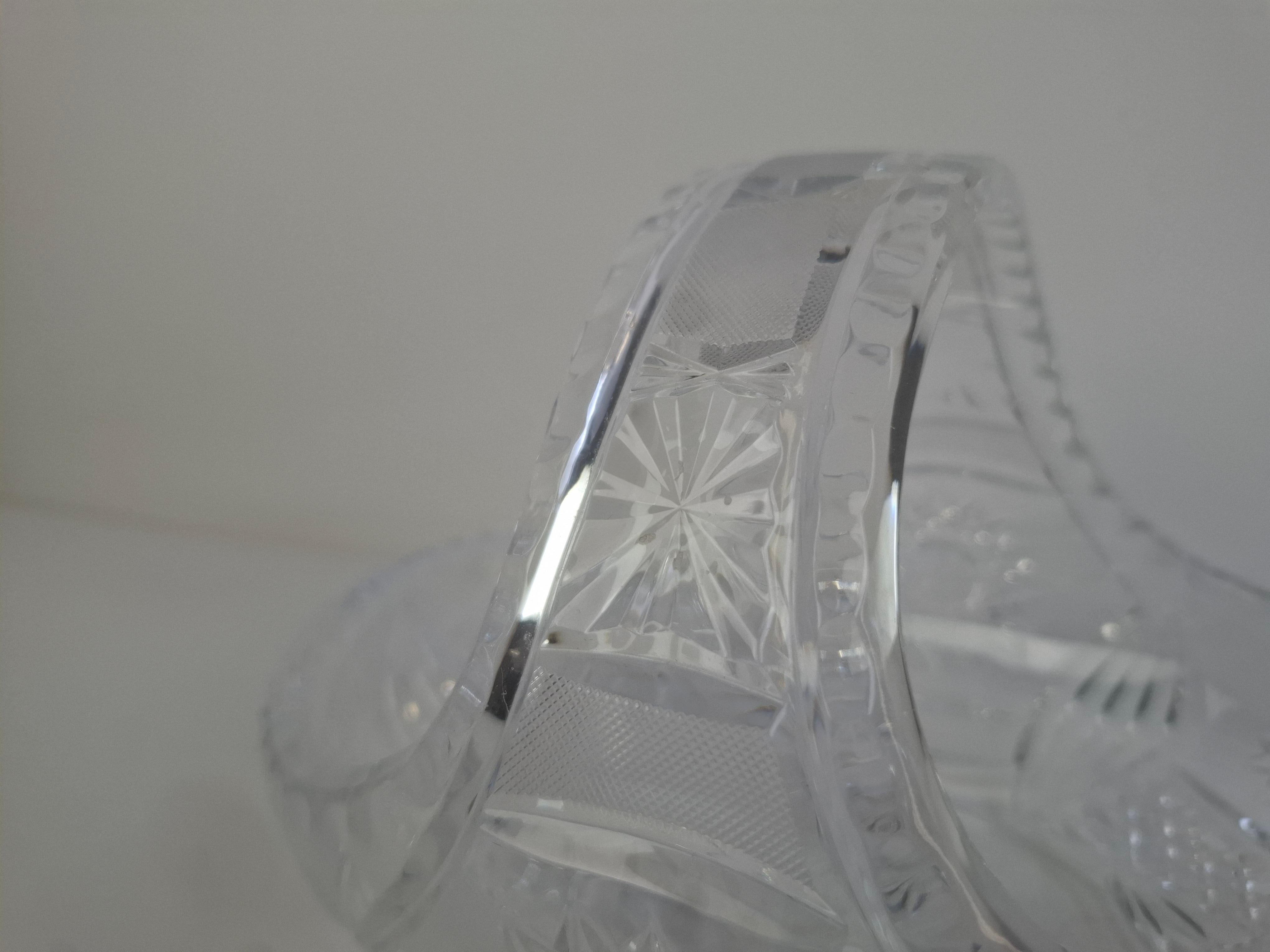Cristallo Mid-Century Czechoslovak Cut Crystal Basket in vendita