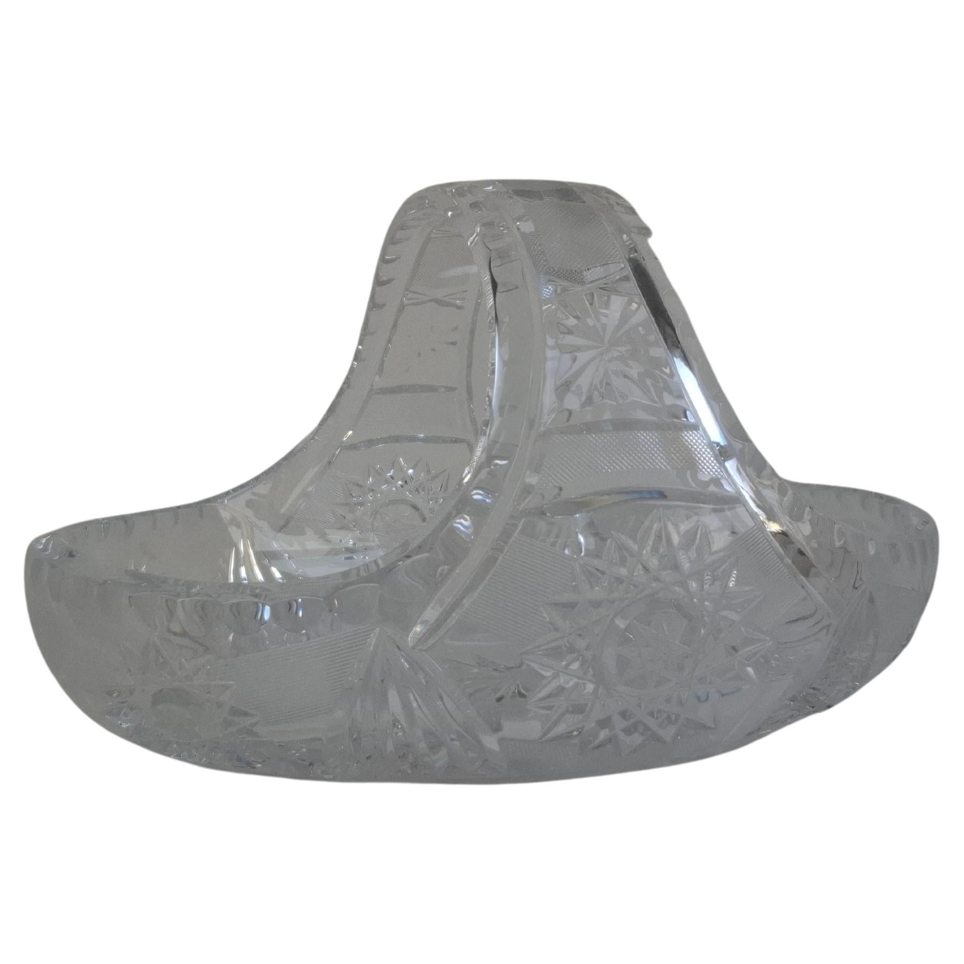 Mid-Century Czechoslovak Cut Crystal Basket in vendita