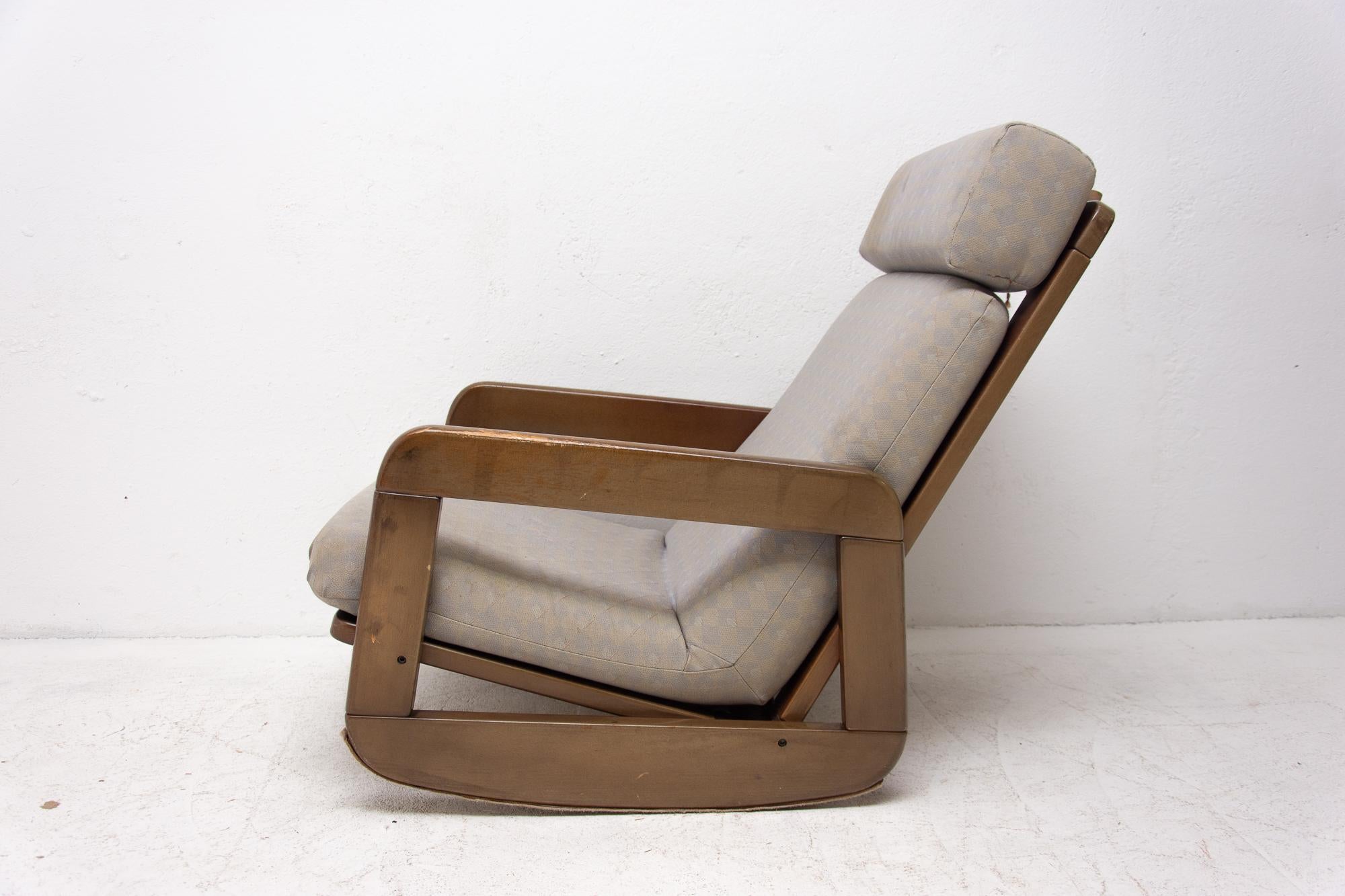 Midcentury Czechoslovak Rocking Chair, 1960s For Sale 2