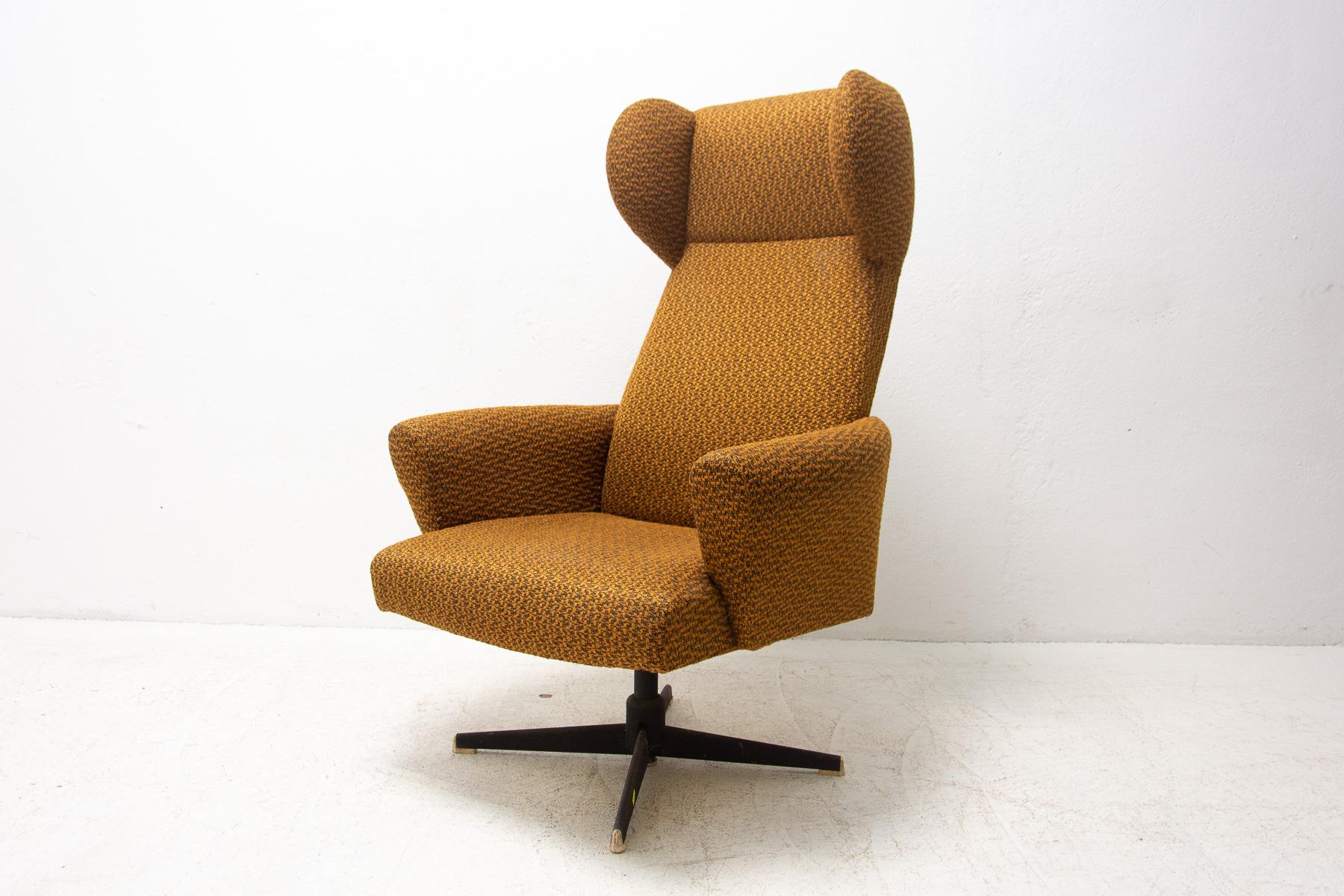 This armchair was made in the former Czechoslovakia in the 1970's. The chair is upholstered in fabric. The legs are made from iron. All in original condition.
The upholstery showing signs of age and using but not significant.
 

Dimensions of