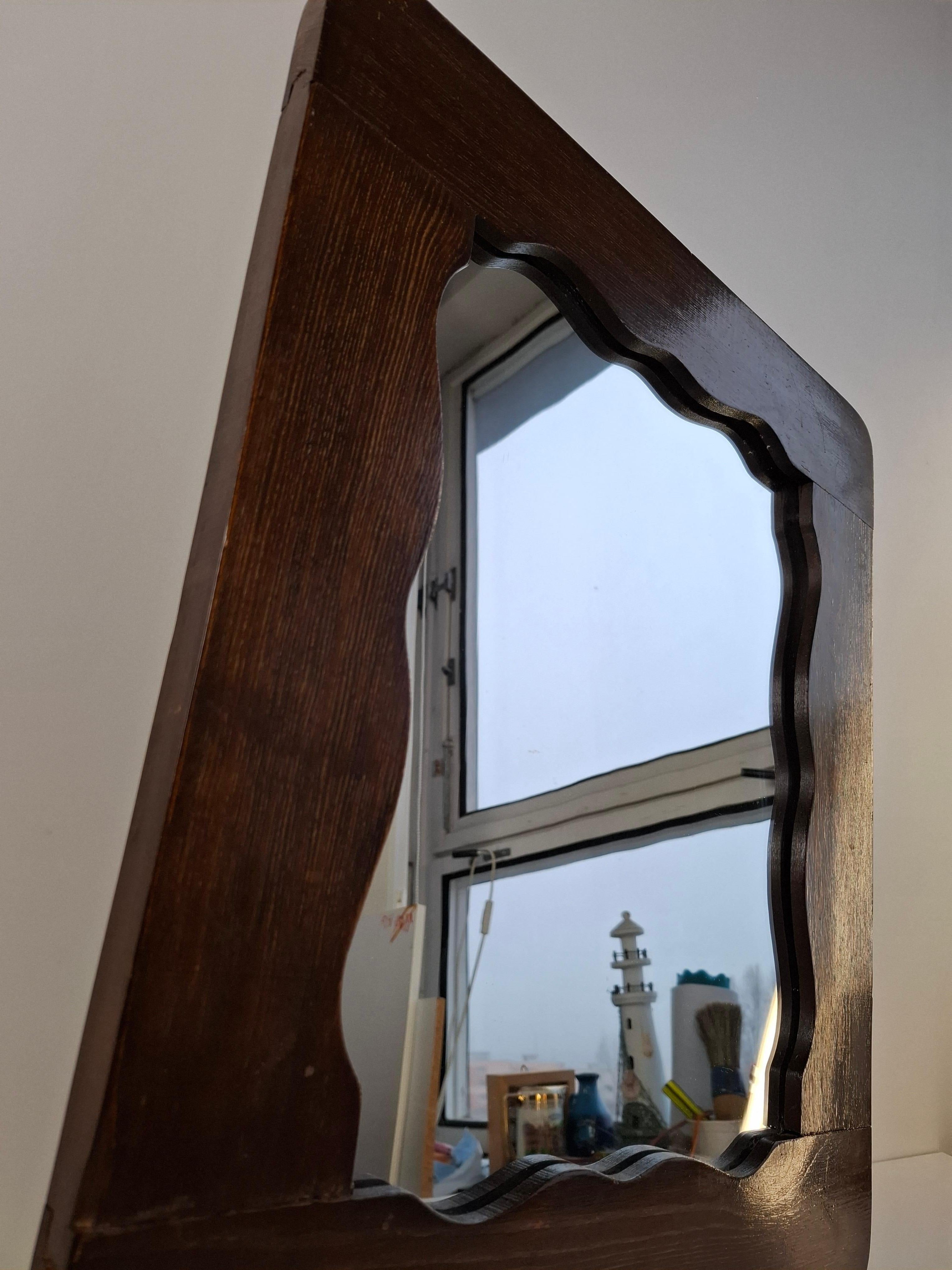 Mid-Century Czechoslovak Wavy-Frame Wooden Wall Mirror, 1940s In Good Condition For Sale In Praha, CZ