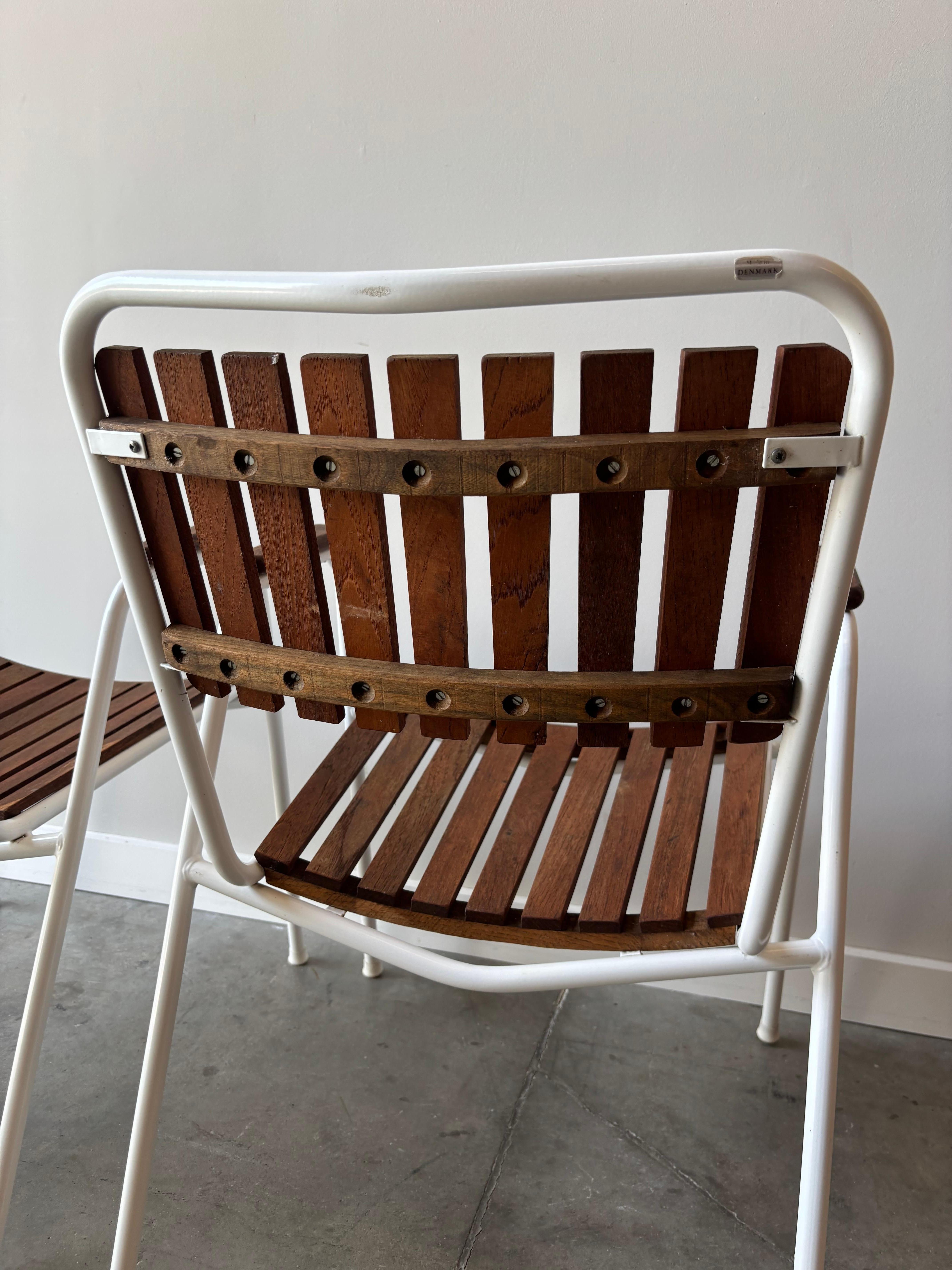 Mitte des Jahrhunderts Daneline Patio Set - Tisch und vier Stühle, CIRCA 1960er im Angebot 4