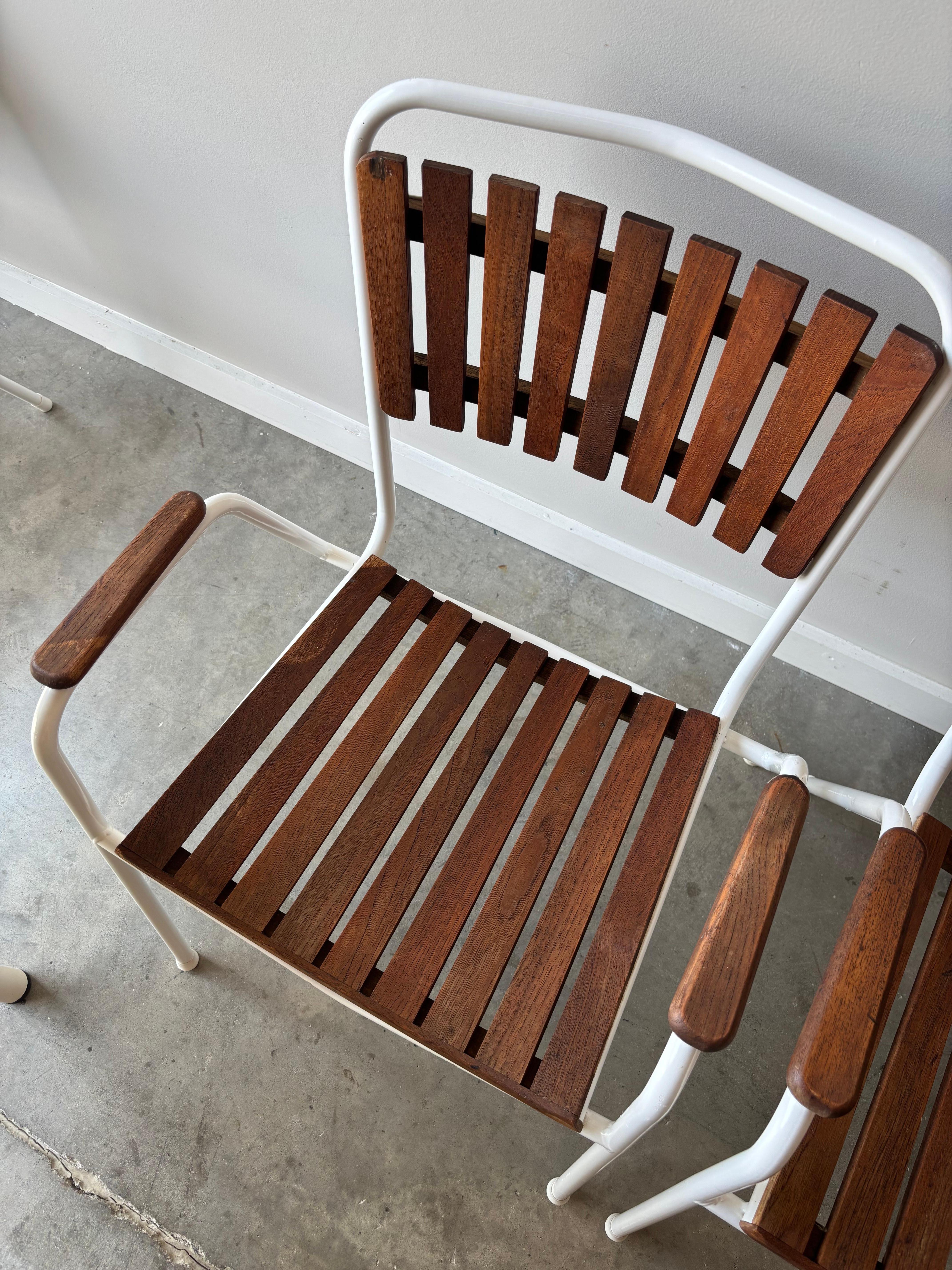 Mitte des Jahrhunderts Daneline Patio Set - Tisch und vier Stühle, CIRCA 1960er im Angebot 7