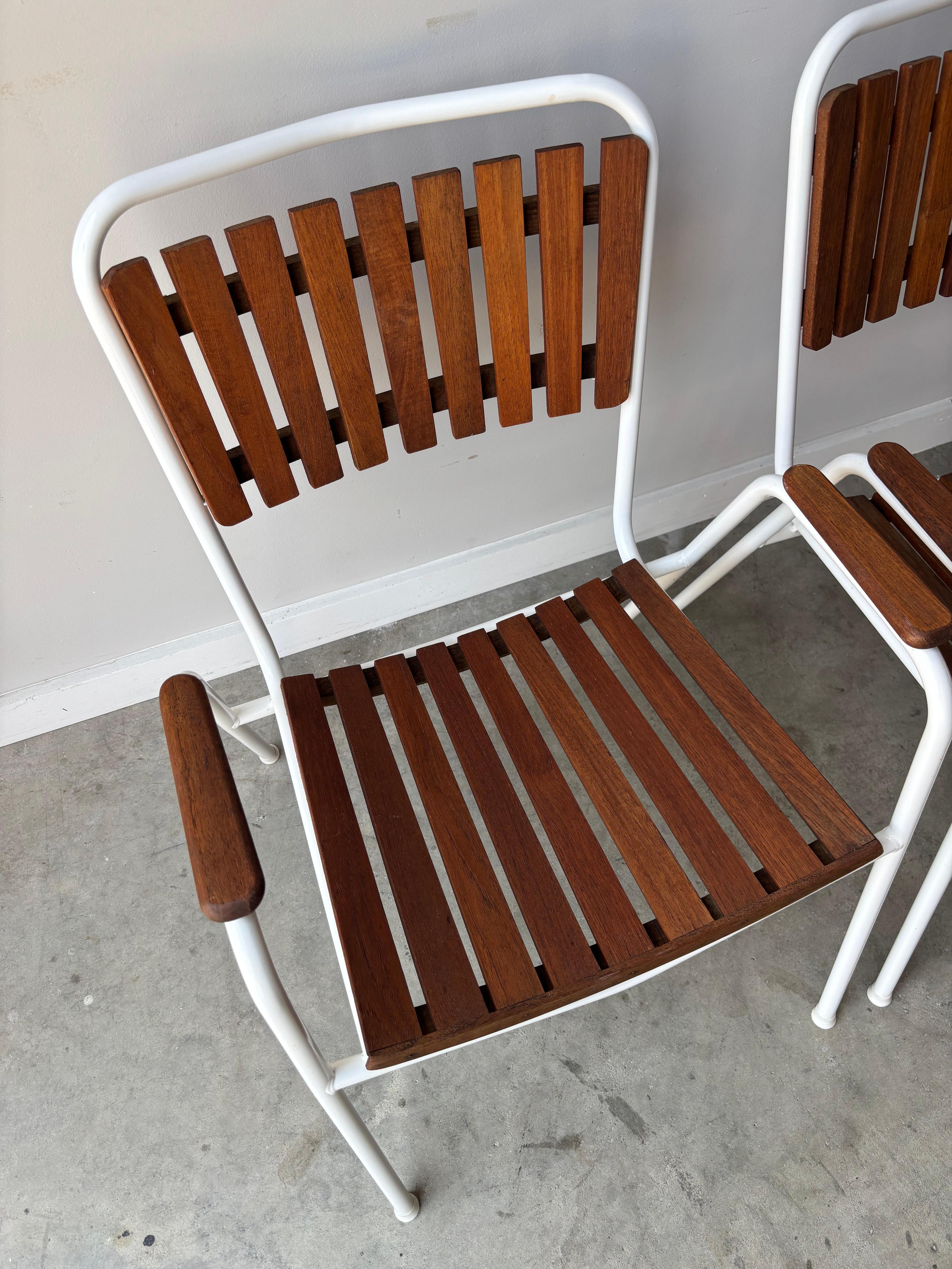 Mitte des Jahrhunderts Daneline Patio Set - Tisch und vier Stühle, CIRCA 1960er im Angebot 9