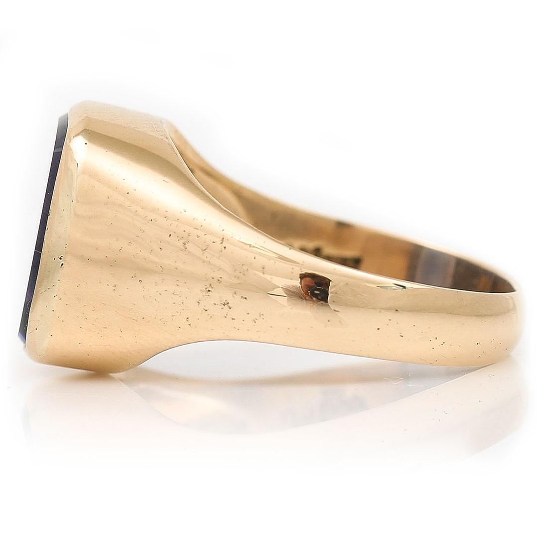 Dänischer 14 Karat Gold Synthet-Saphir Herren-Siegelring aus der Mitte des Jahrhunderts, um 1960 (Gemischter Schliff) im Angebot