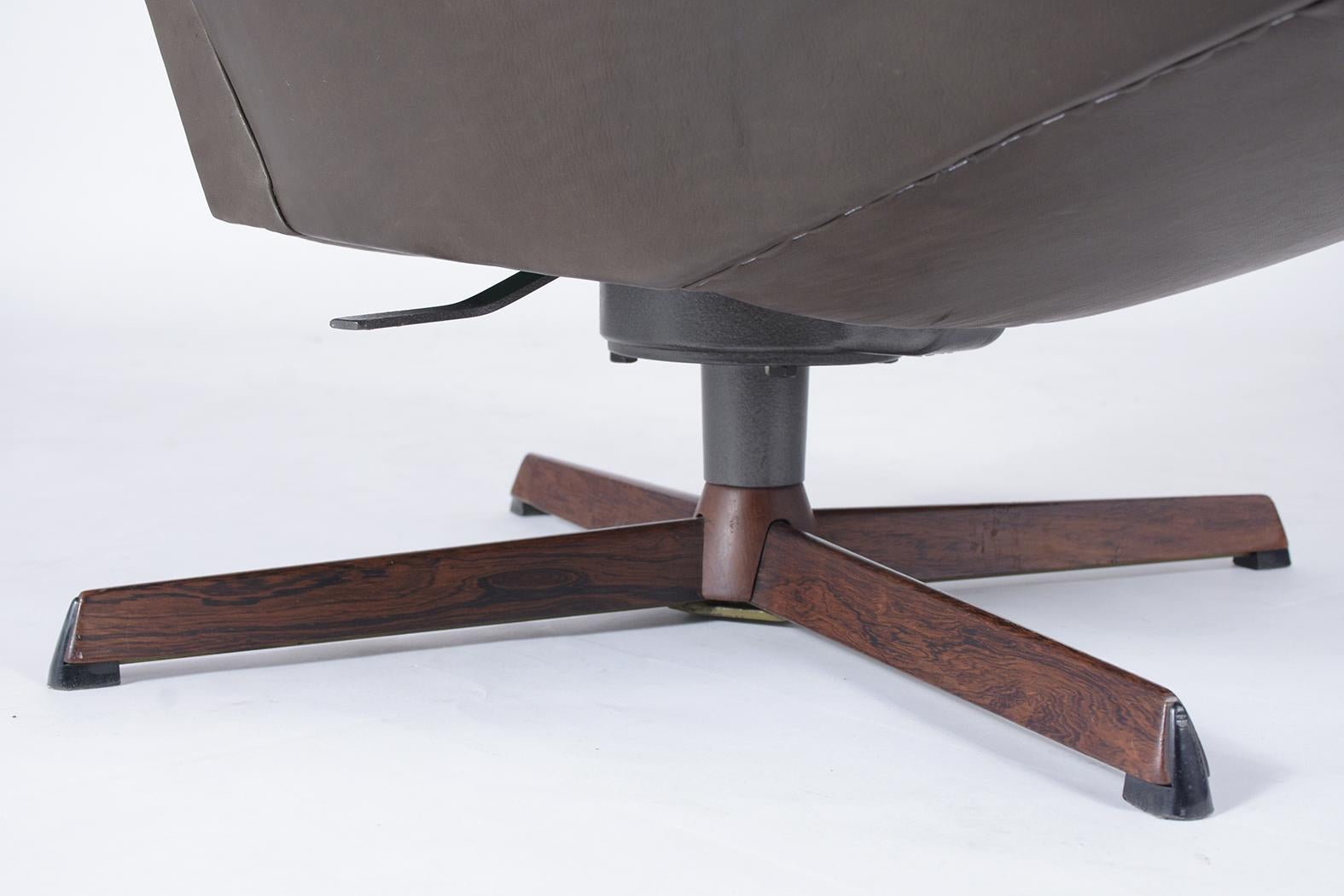 Restored Vintage Ib Kofod-Larsen Swivel Lounge Chair & Ottoman in Grey Leather For Sale 2