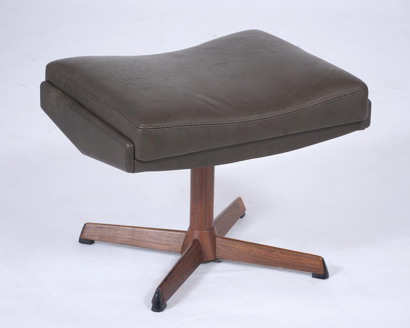 Restored Vintage Ib Kofod-Larsen Swivel Lounge Chair & Ottoman in Grey Leather For Sale 8