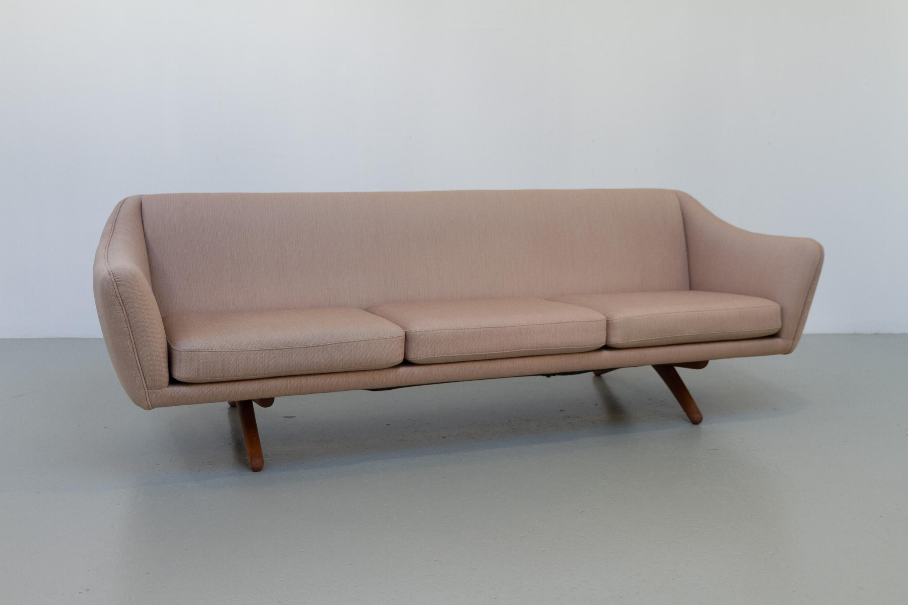 Sofá danés de 3 plazas de mediados de siglo ML-140 de Illum Wikkelsø, década de 1960. Moderno de mediados de siglo en venta