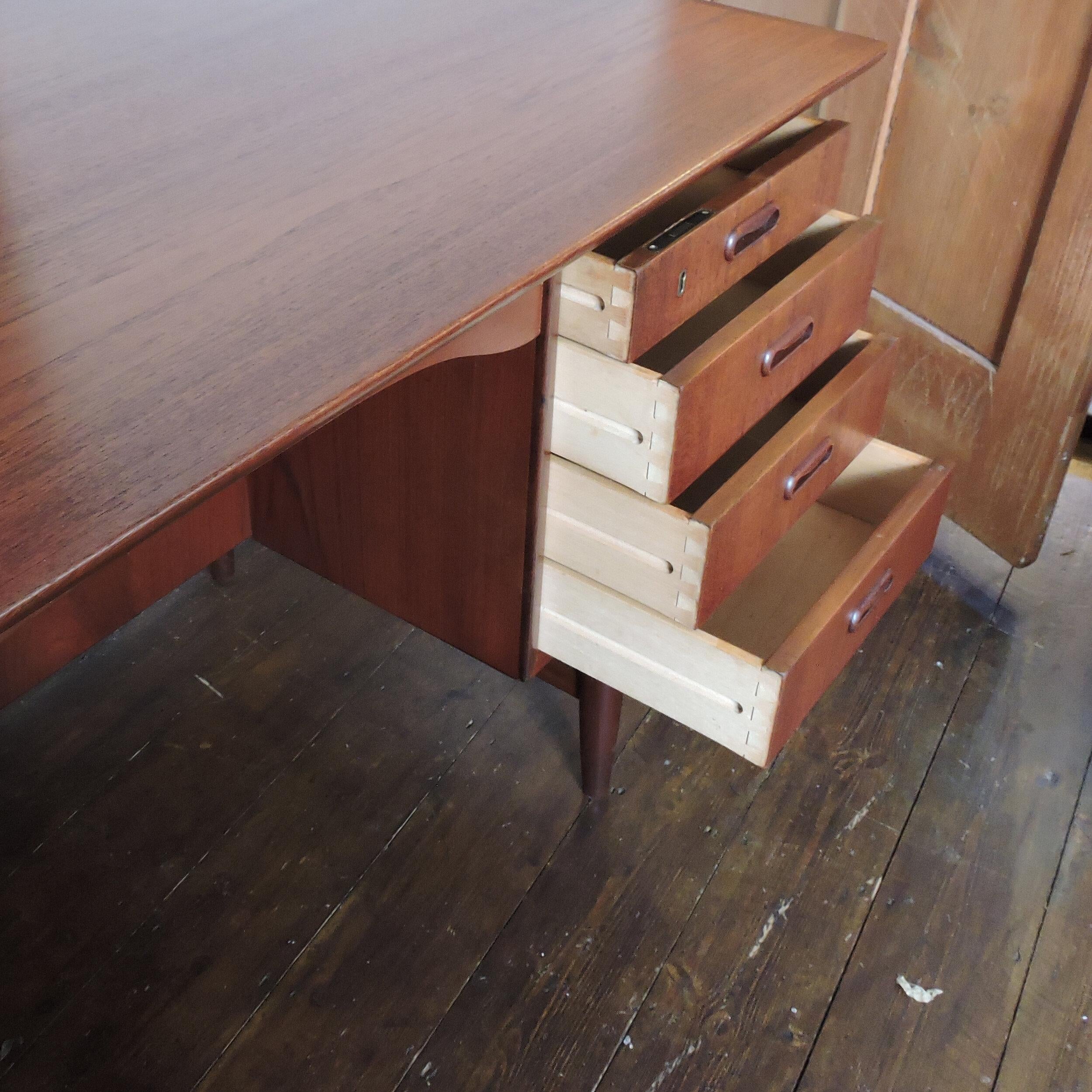 Mid-Century Danish 8 Drawer Teak Desk with Bookcase Back, 1960s In Good Condition For Sale In Chesham, GB