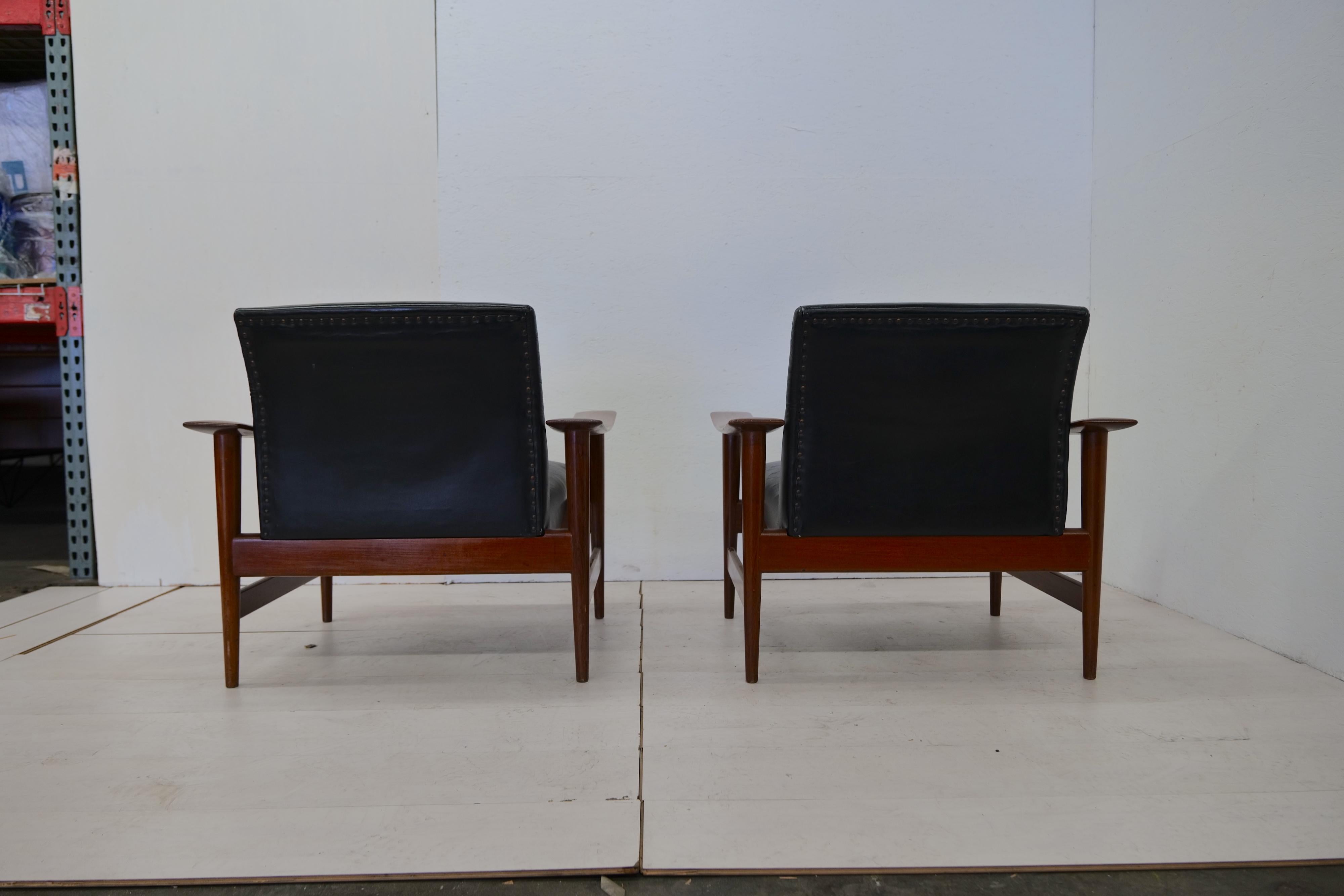 Dänischer Sessel aus der Mitte des Jahrhunderts 1960er Jahre im Angebot 3